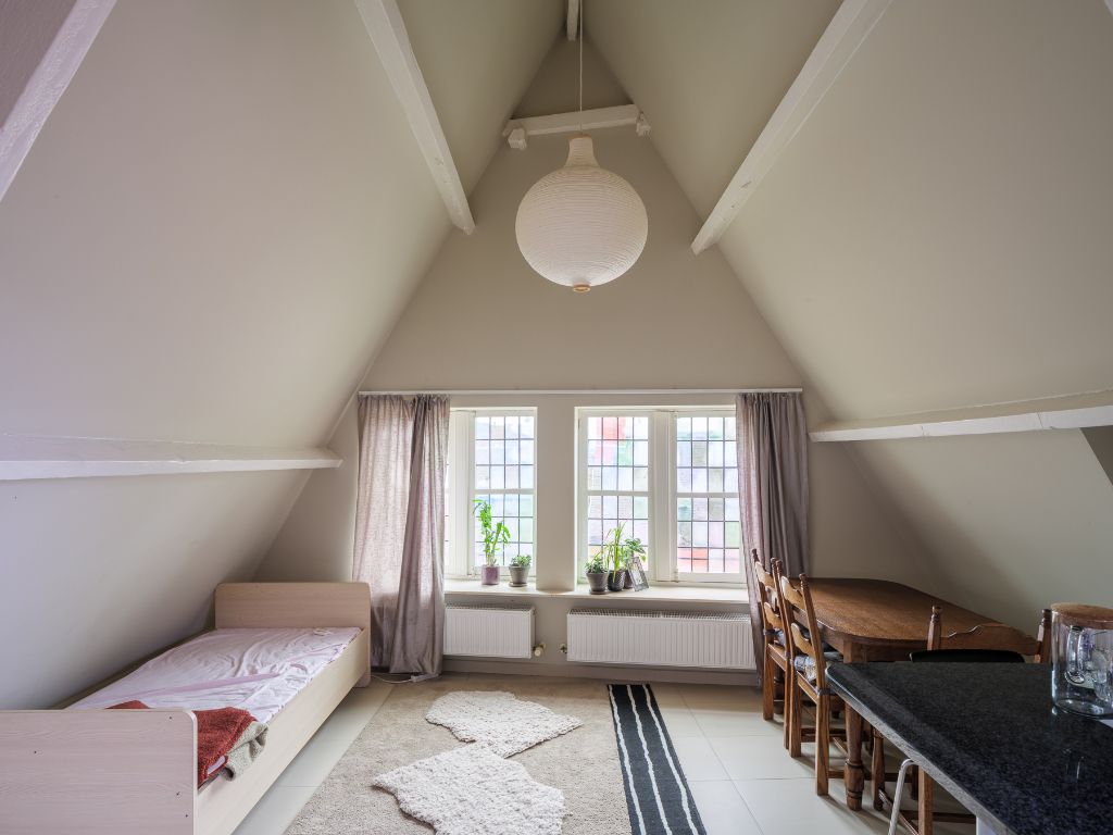 Instapklaar appartement op slechts 50 m van ”Gravensteen" foto 4