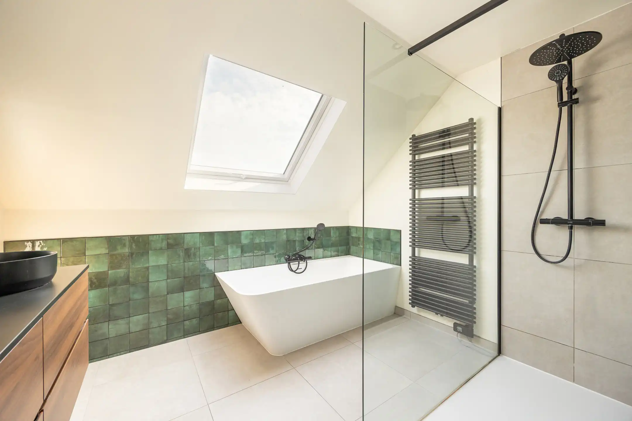 Instapklare halfopen bebouwing met zicht op velden foto 10