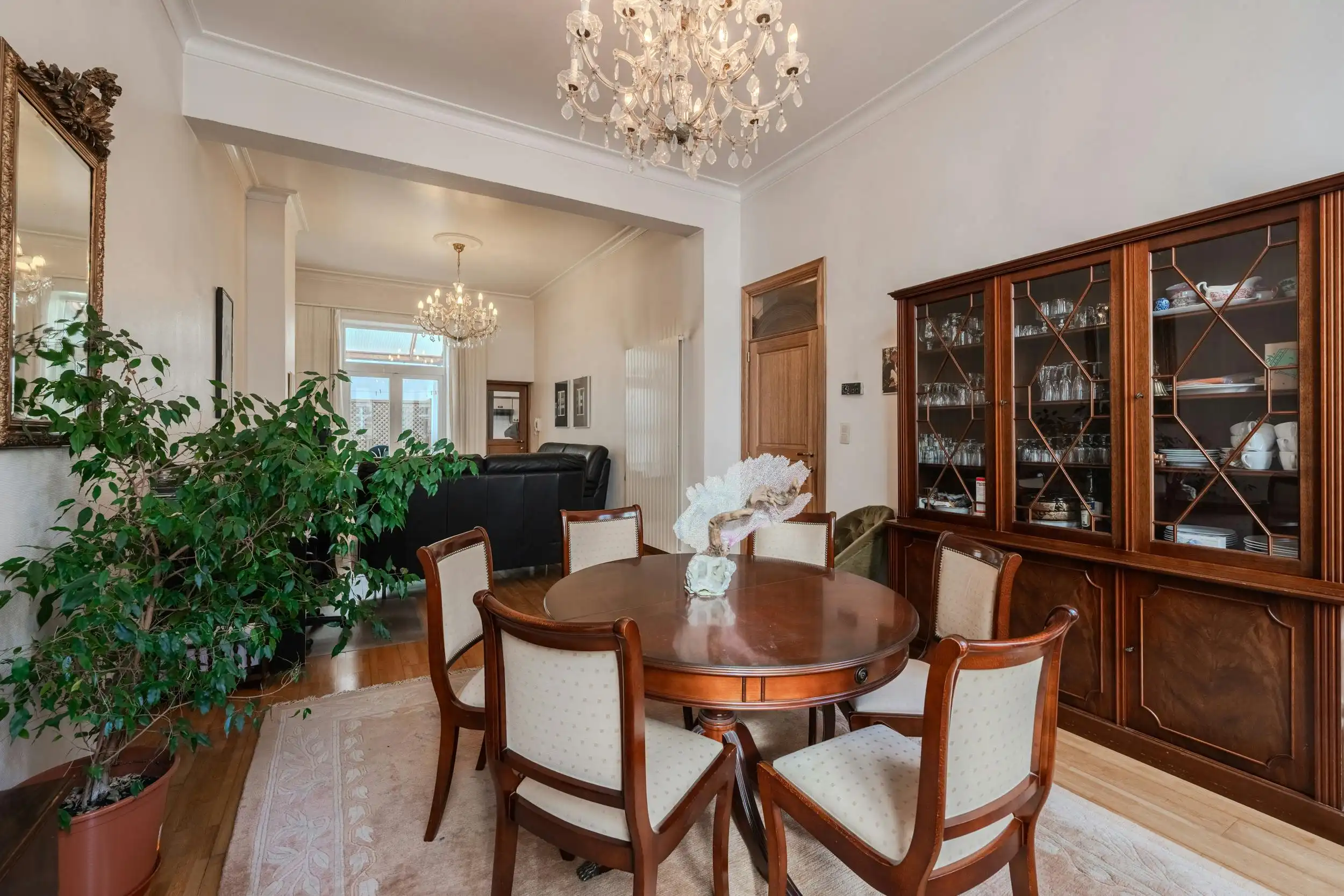 Charmante herenwoning met 3 slaapkamers te koop te Oostende  foto 4