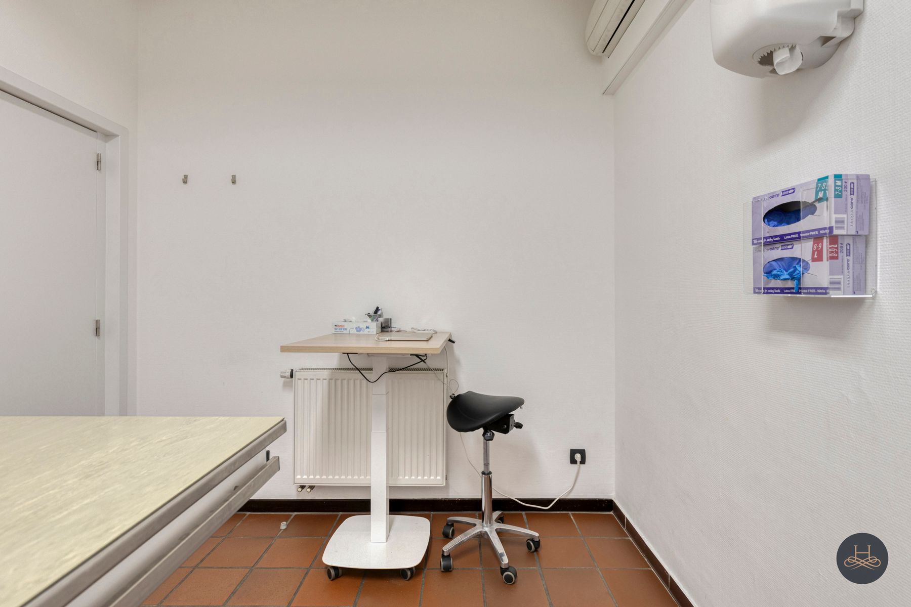 Veelzijdige handelszaak op centrale ligging foto 12