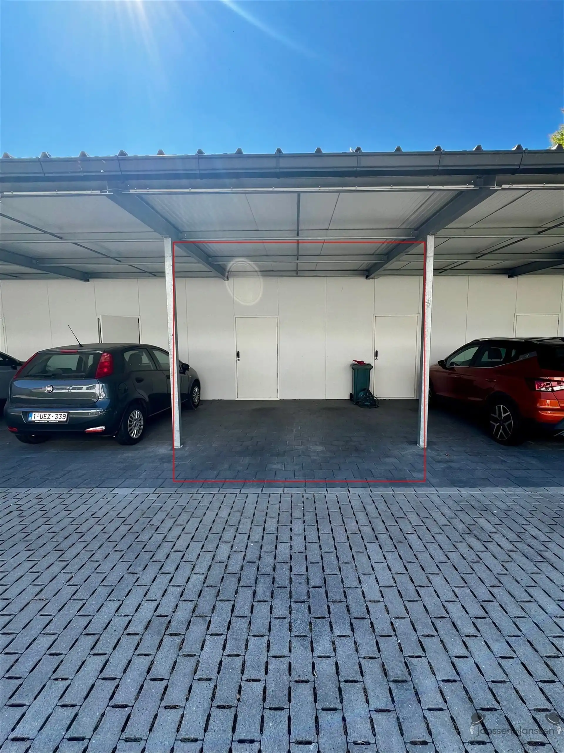 Nieuwbouw appartement glkvlrs met tuin, carport en buitenberging foto 12