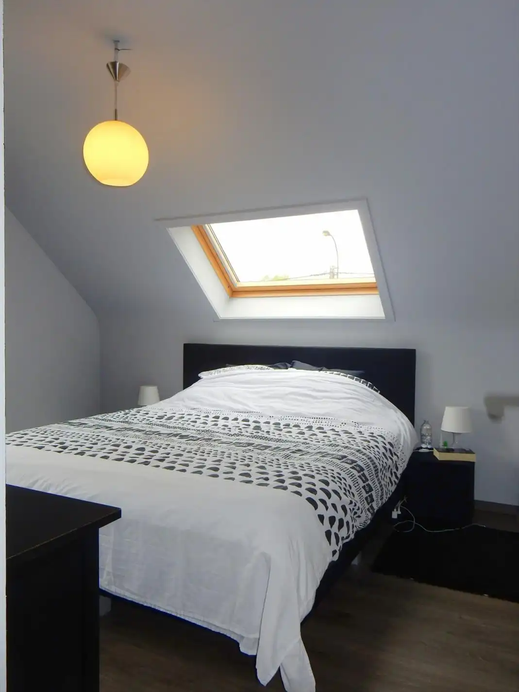 Te huur: ruime woning met 3 slaapkamers, tuin en garage foto 8