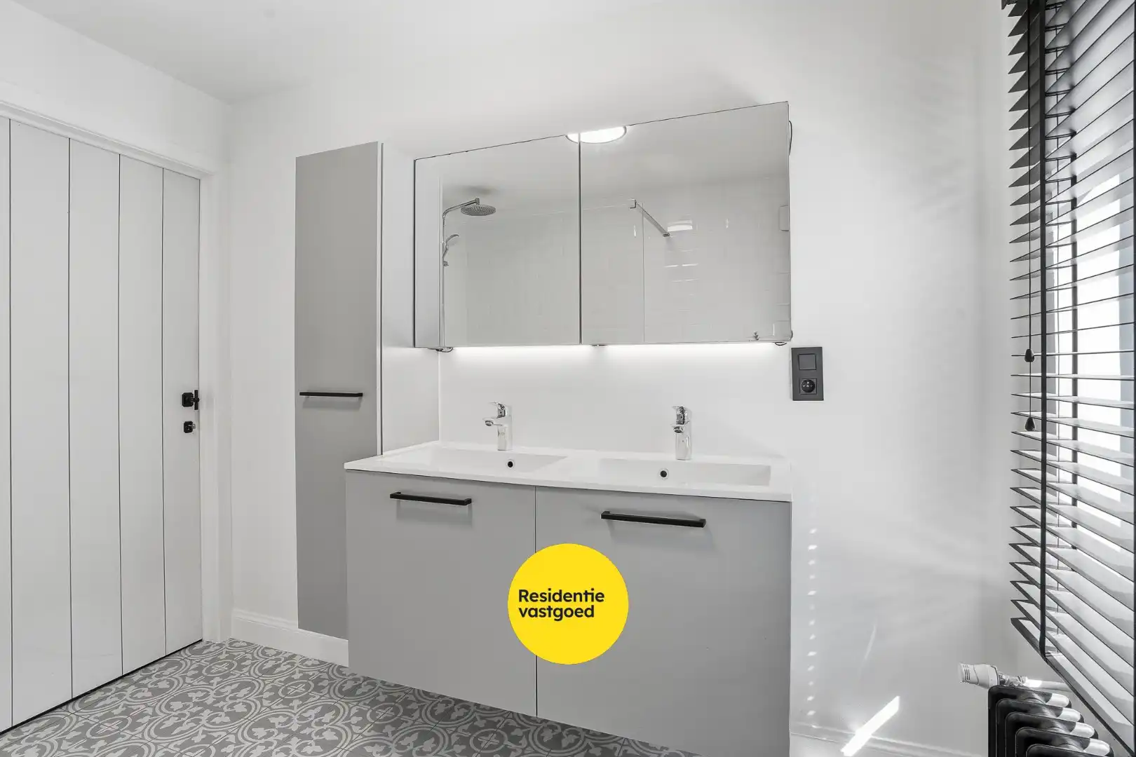 Volledig gerenoveerde alleenstaande woning op toplocatie in Zedelgem foto 20