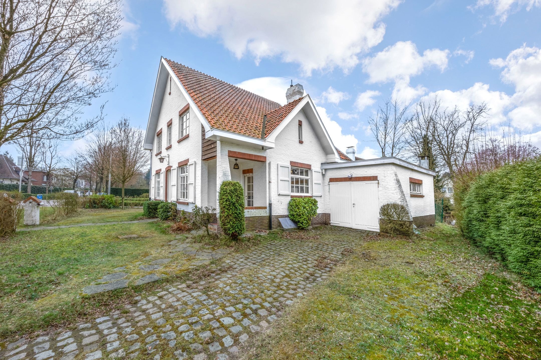 Charmante te renoveren woning nabij centrum van Brasschaat foto 27