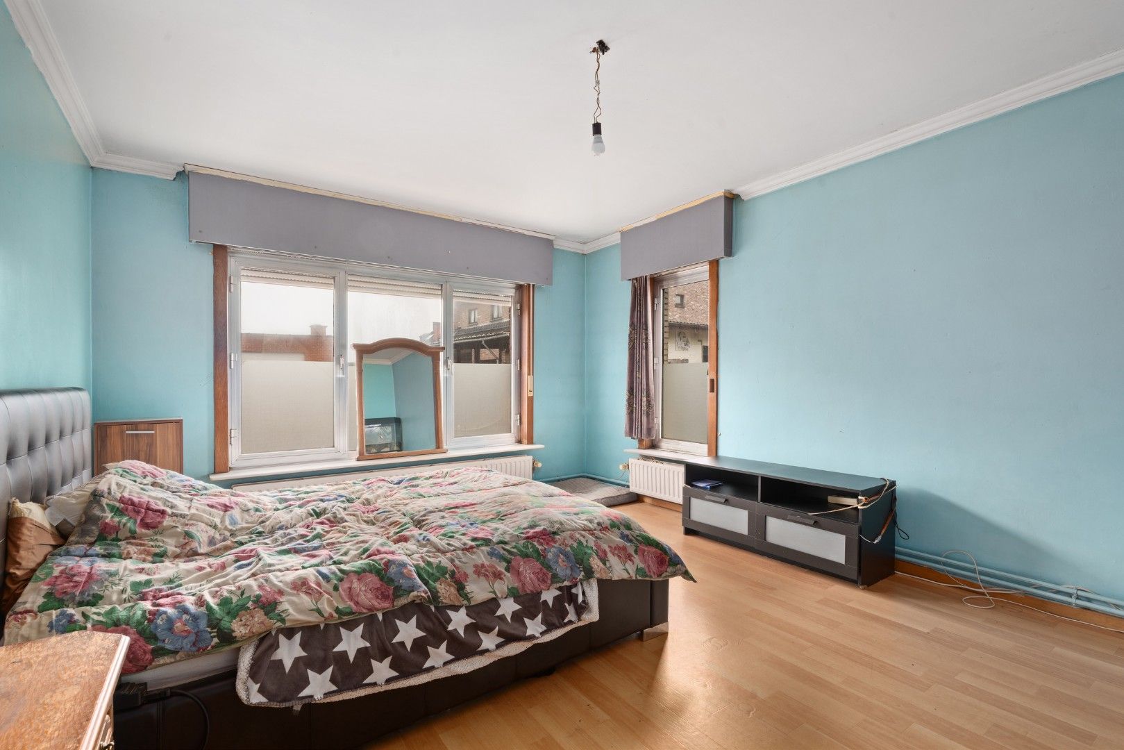 Woning met achterliggend appartement te koop in Schellebelle foto 8