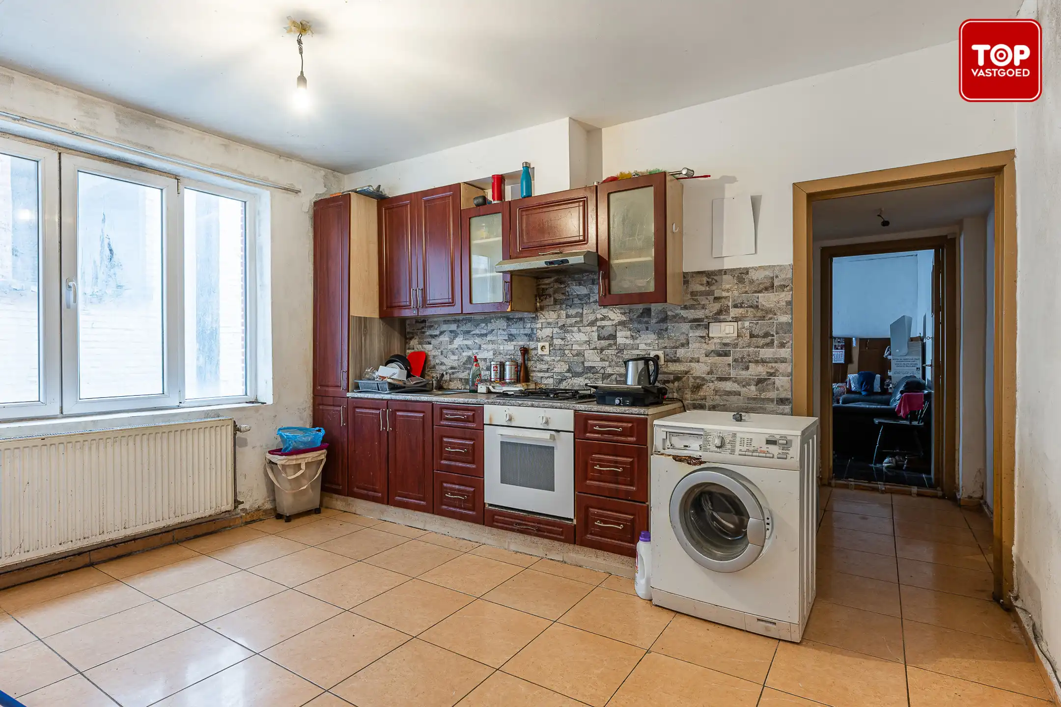 Te renoveren appartement met privé-ingang en tal van mogelijkheden. foto 8
