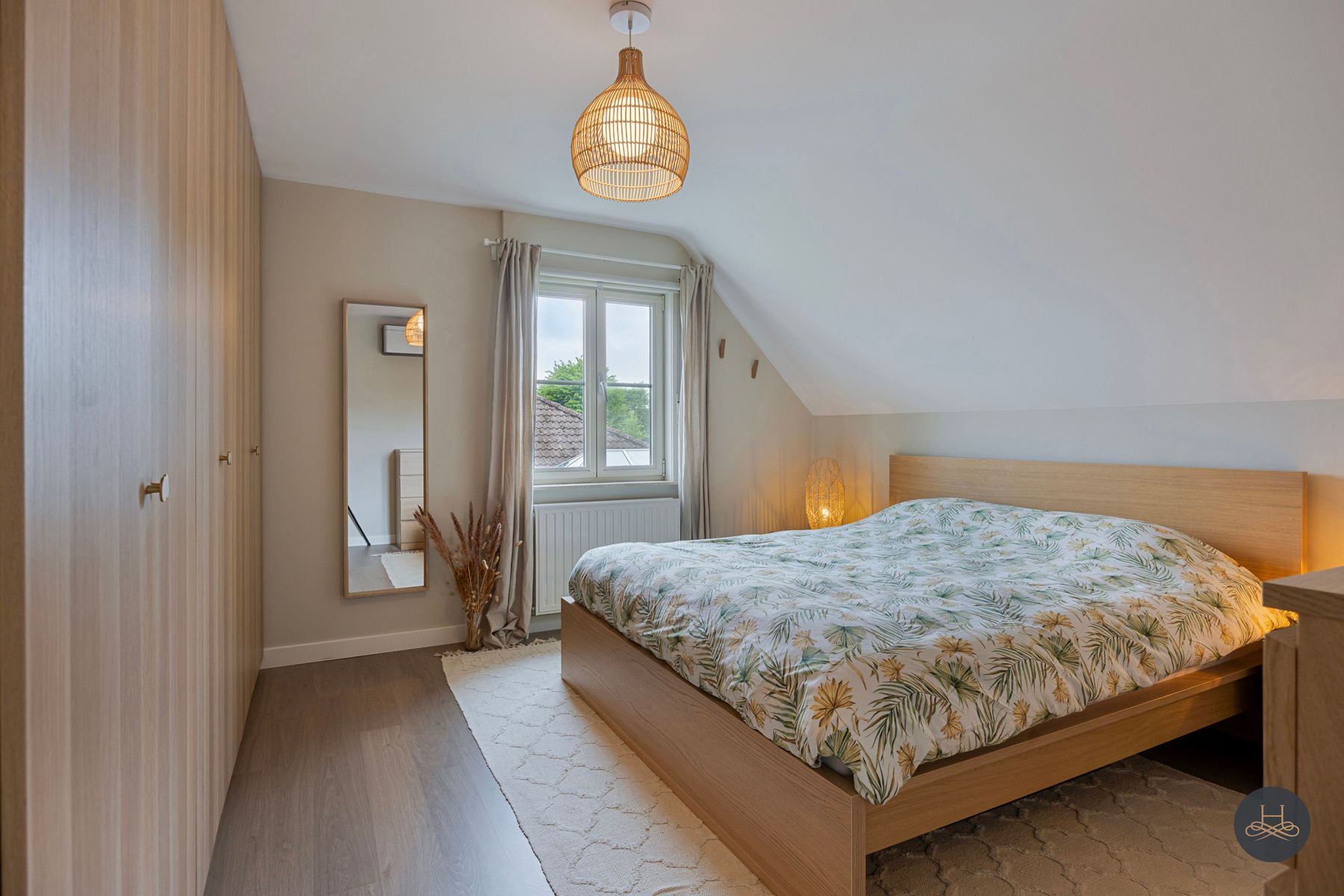 Rustig gelegen, gerenoveerde open woning met prachtige tuin foto 22