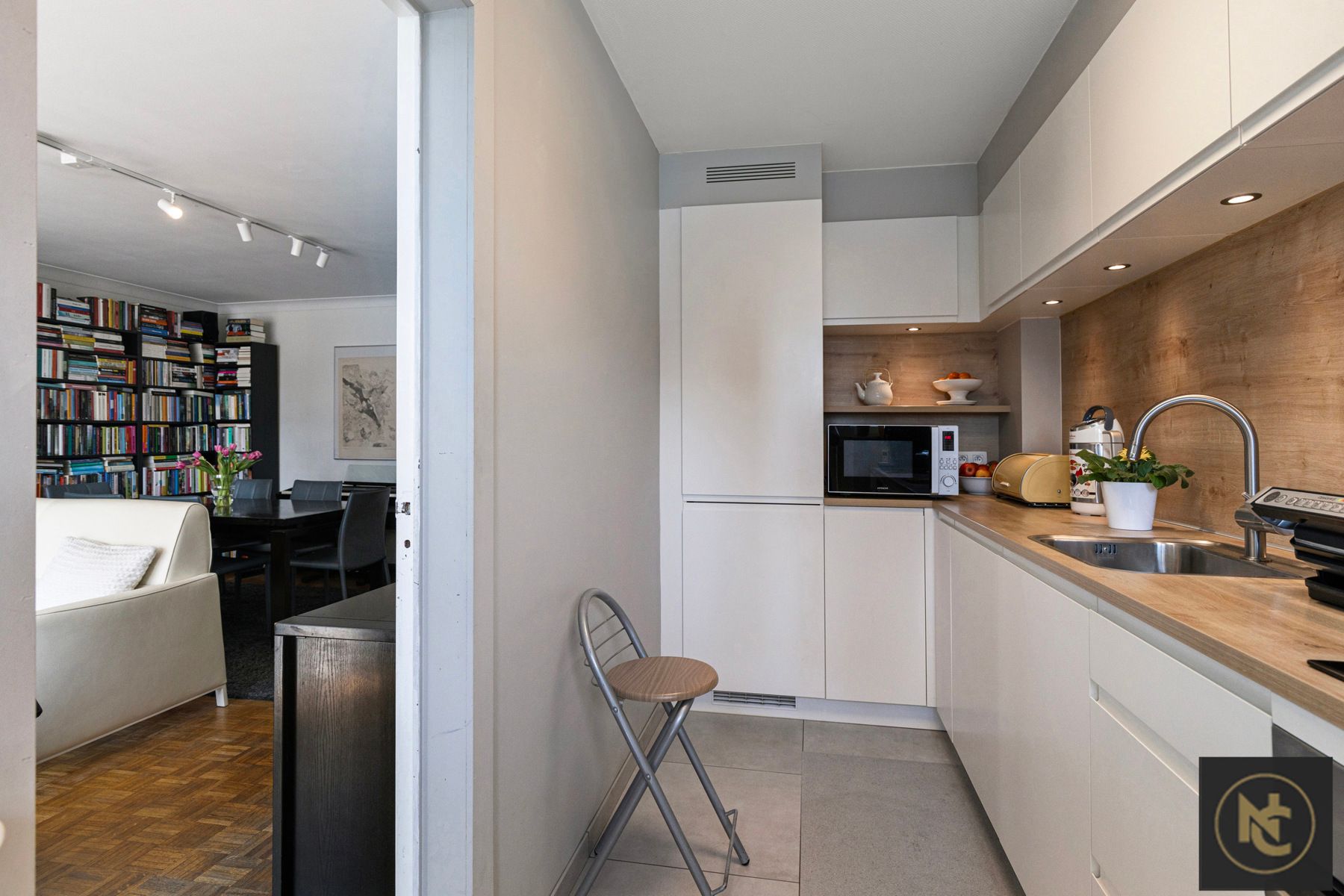 Sfeervol appartement met 2 slaapkamers foto 5
