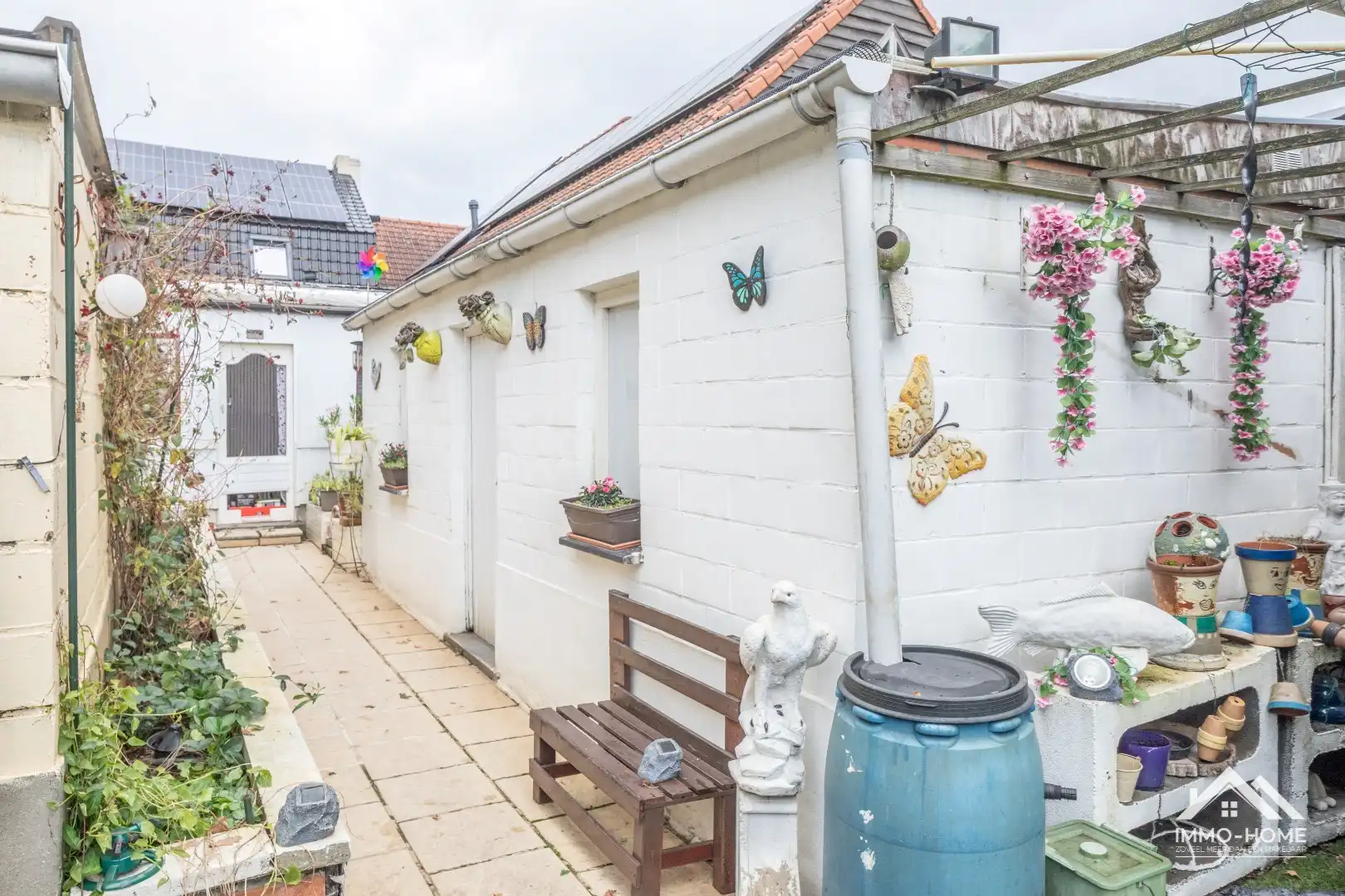 Instapklare starterswoning met een landelijk uitzicht!  foto 18