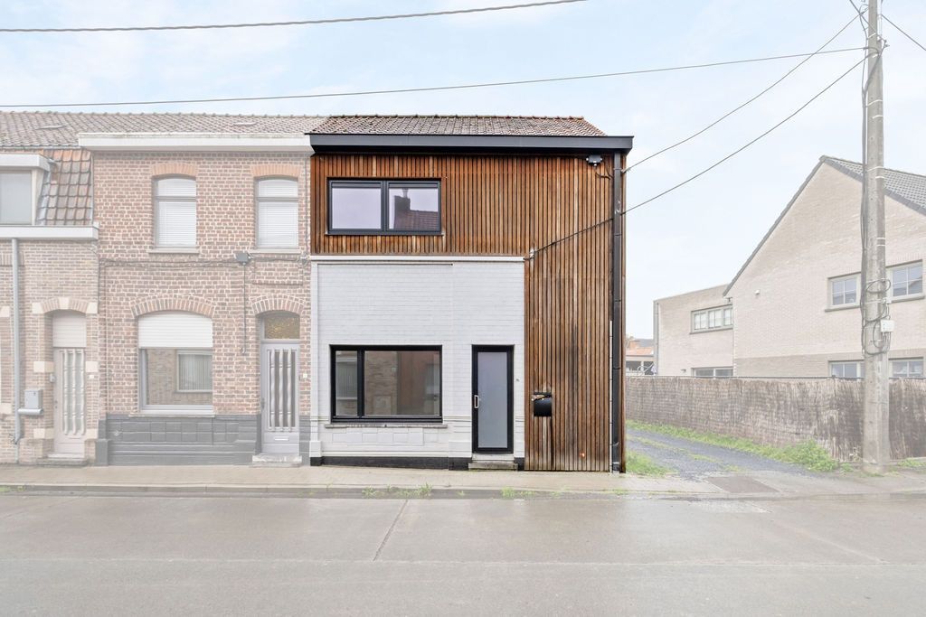 Energiezuinige & instapklare woning in hartje Moen! foto {{pictureIndex}}