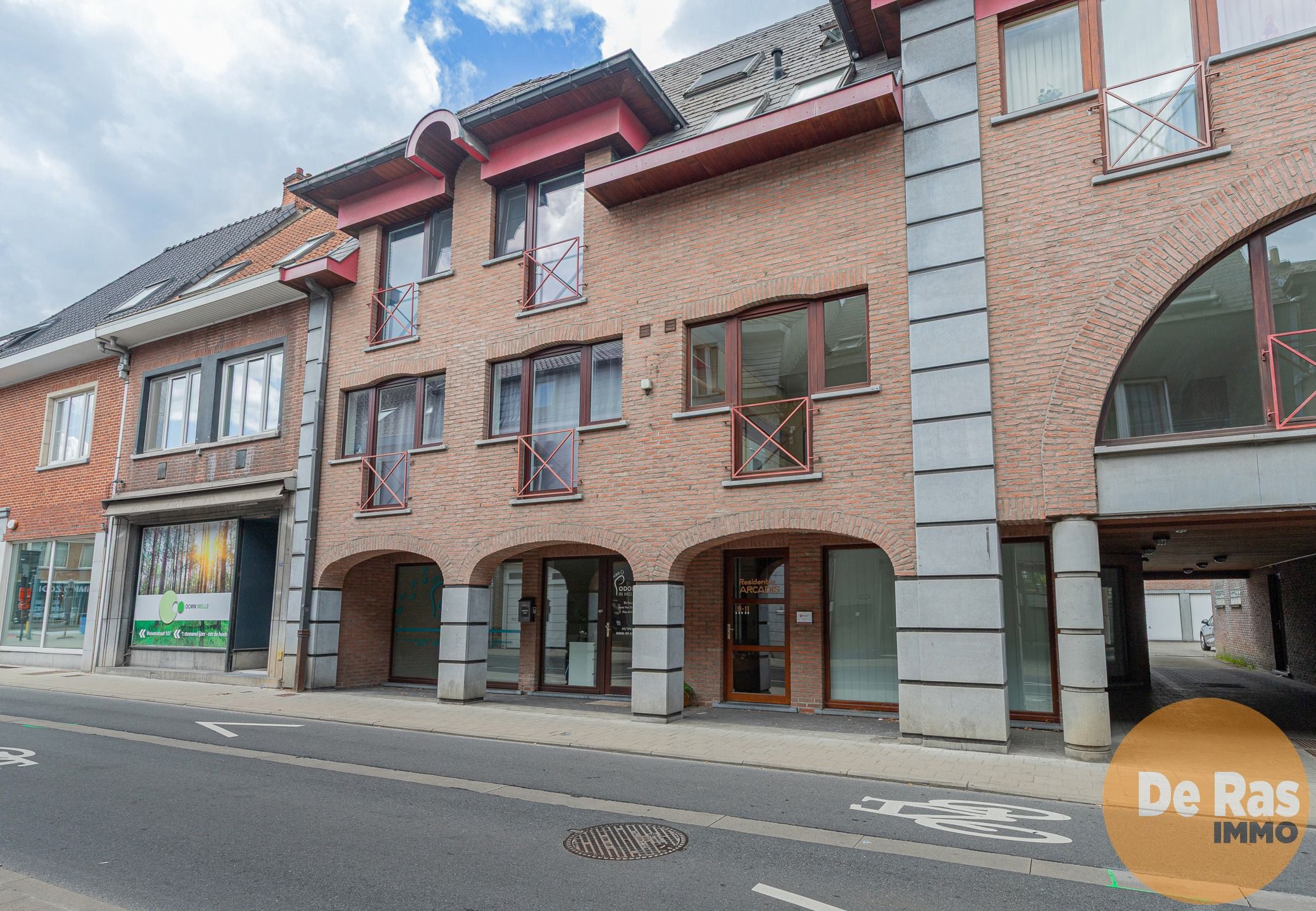 MELLE - Centraal gelegen appartement met 2 slaapkamers foto {{pictureIndex}}