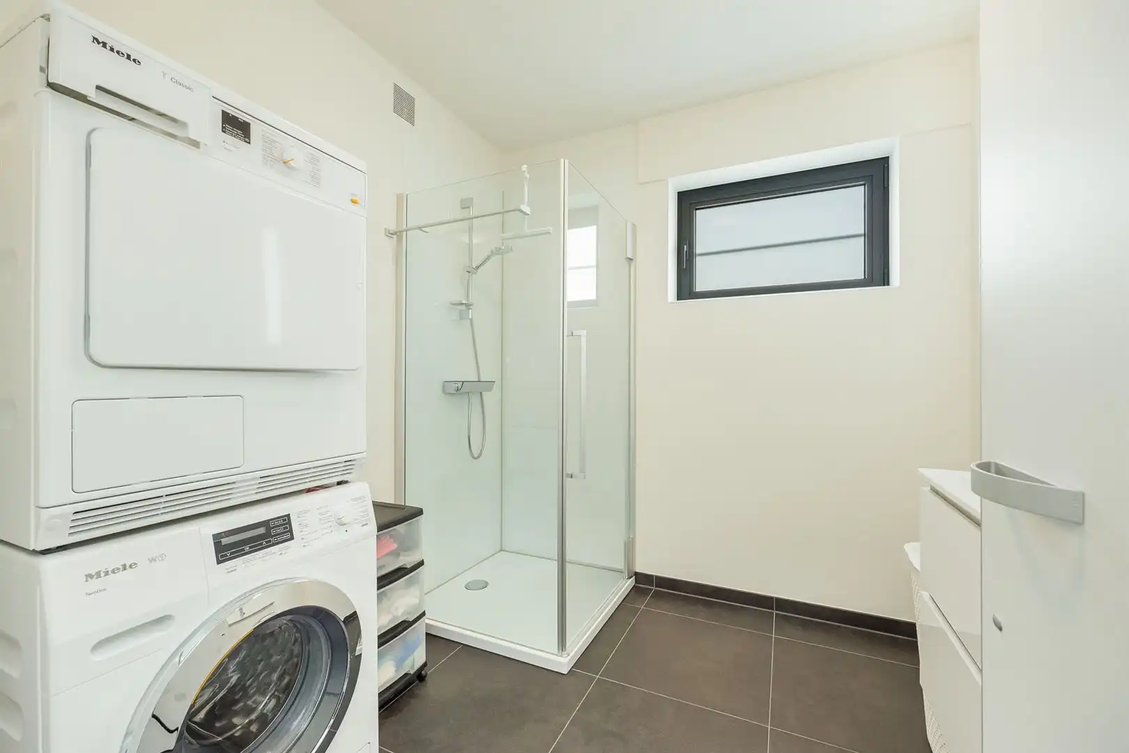 Topwoning! Kwalitatief en instapklaar! foto 10