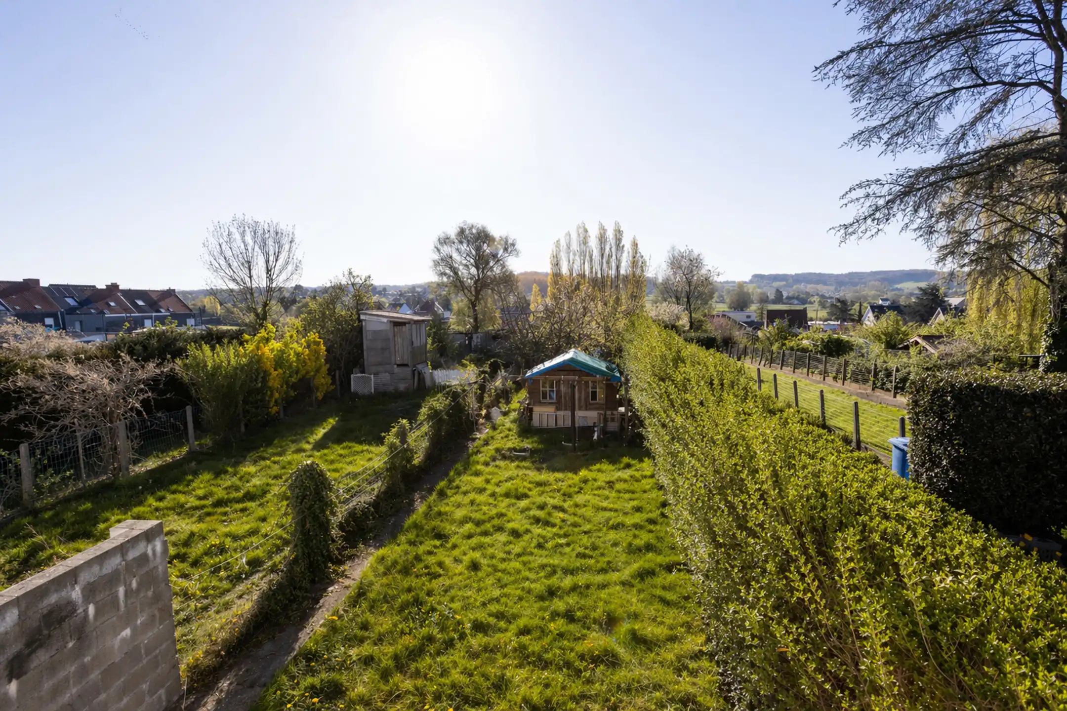 Heel ruime, energiezuinige woning met tuin in rustige buurt! foto 14