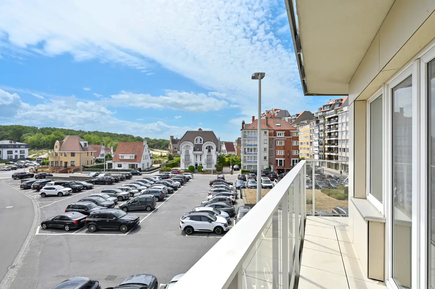 Hoekappartement met vijf slaapkamers op toplocatie in Duinbergen foto 26