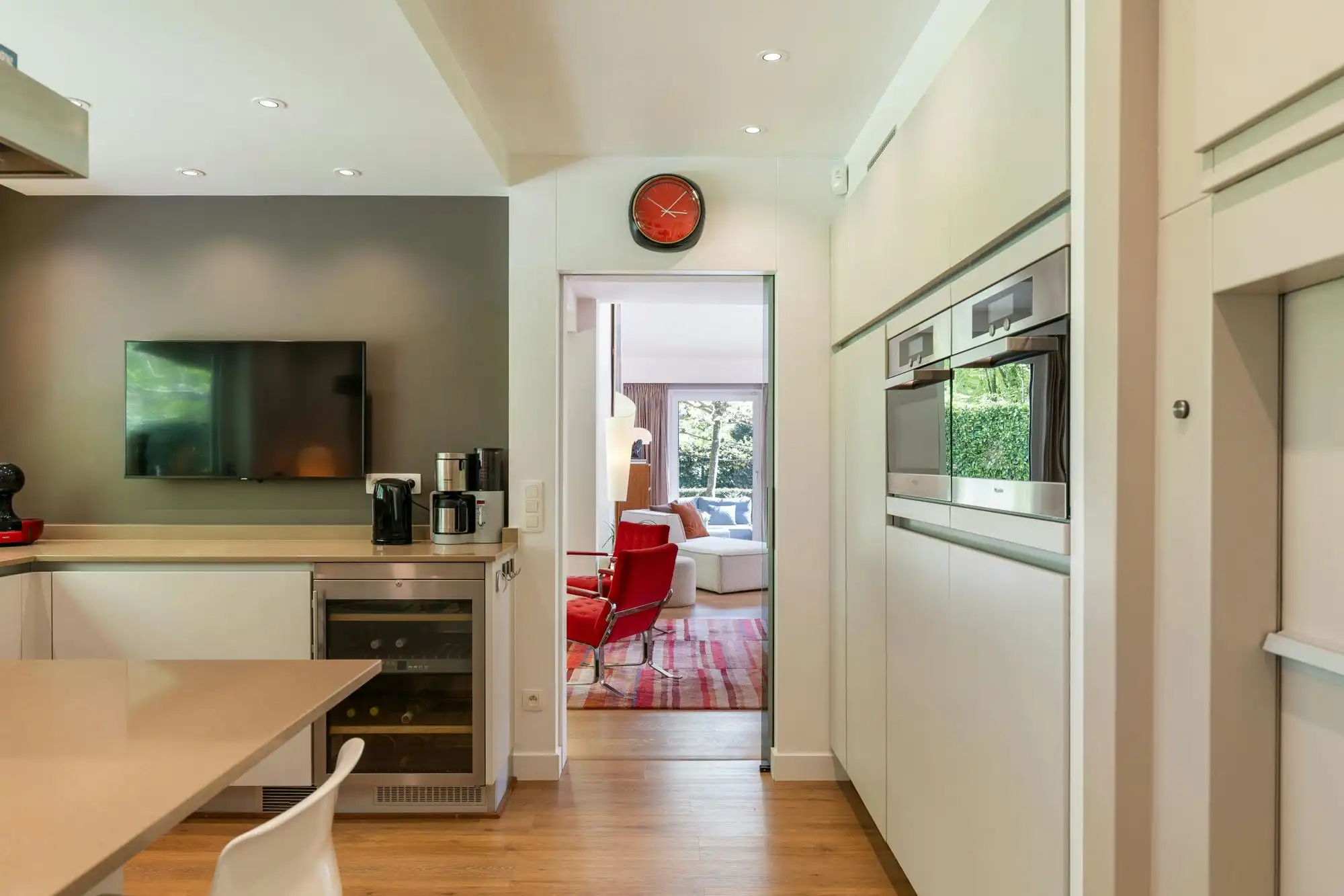 Stijlvolle gerenoveerde villa vlak bij natuur en stad foto 8