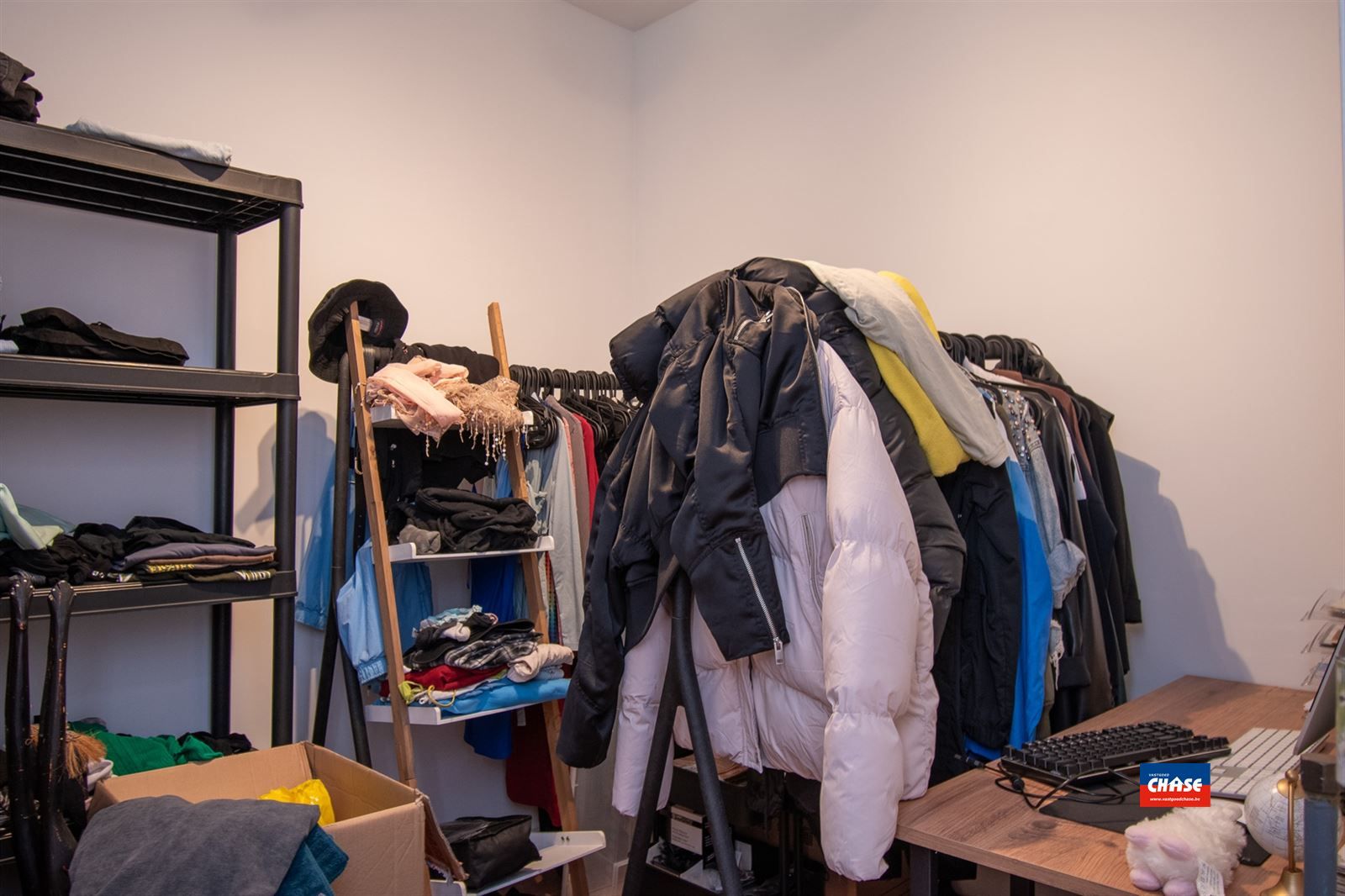 Volledig gerenoveerd appartement met 2 (mogelijk 3) slaapkamers en balkon foto 15