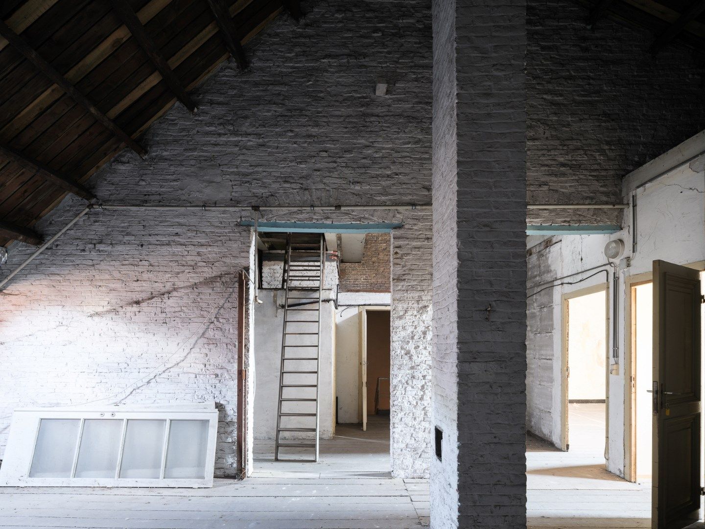 ARCHITECTURALE HERENWONING MET HISTORISCHE CHARME foto 16