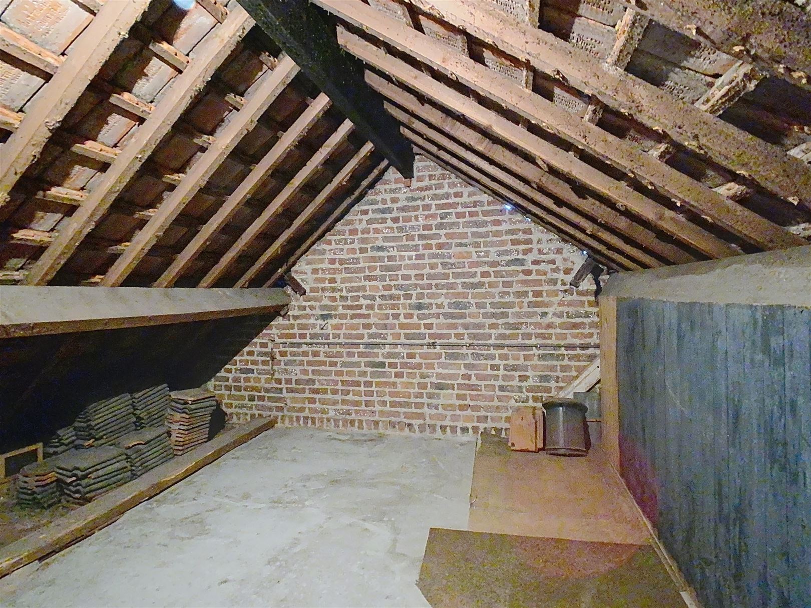 Ruime woning, 3 slpks, bijgebouwen, garage, tuin, 6a 81ca foto 26