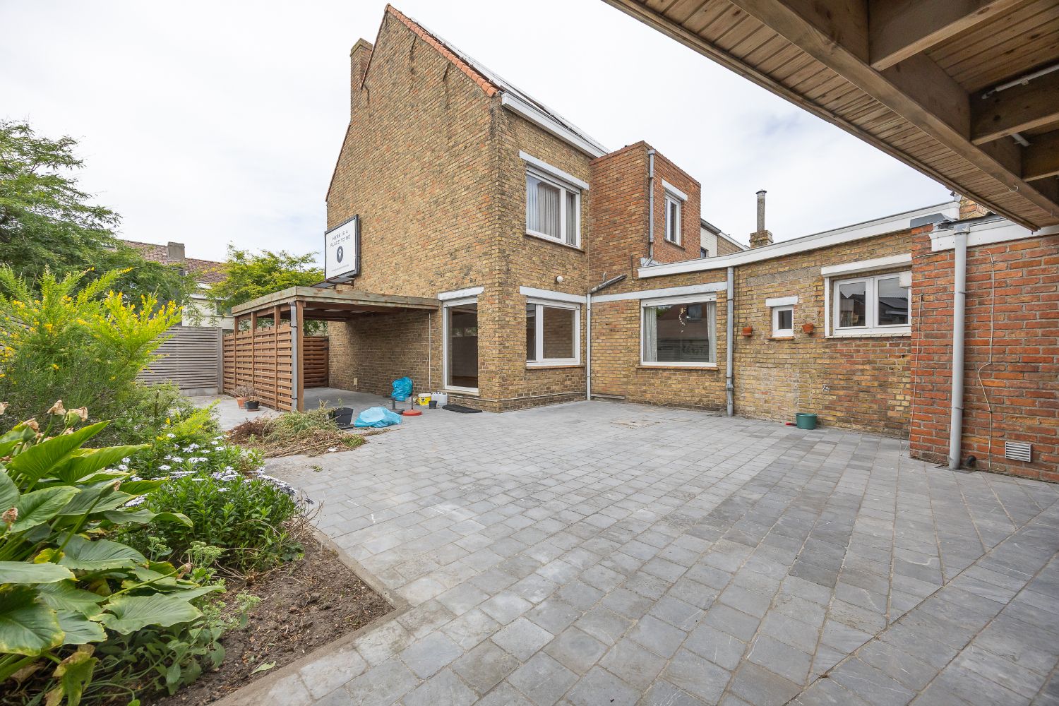 Halfopen bebouwing met garage! foto 14