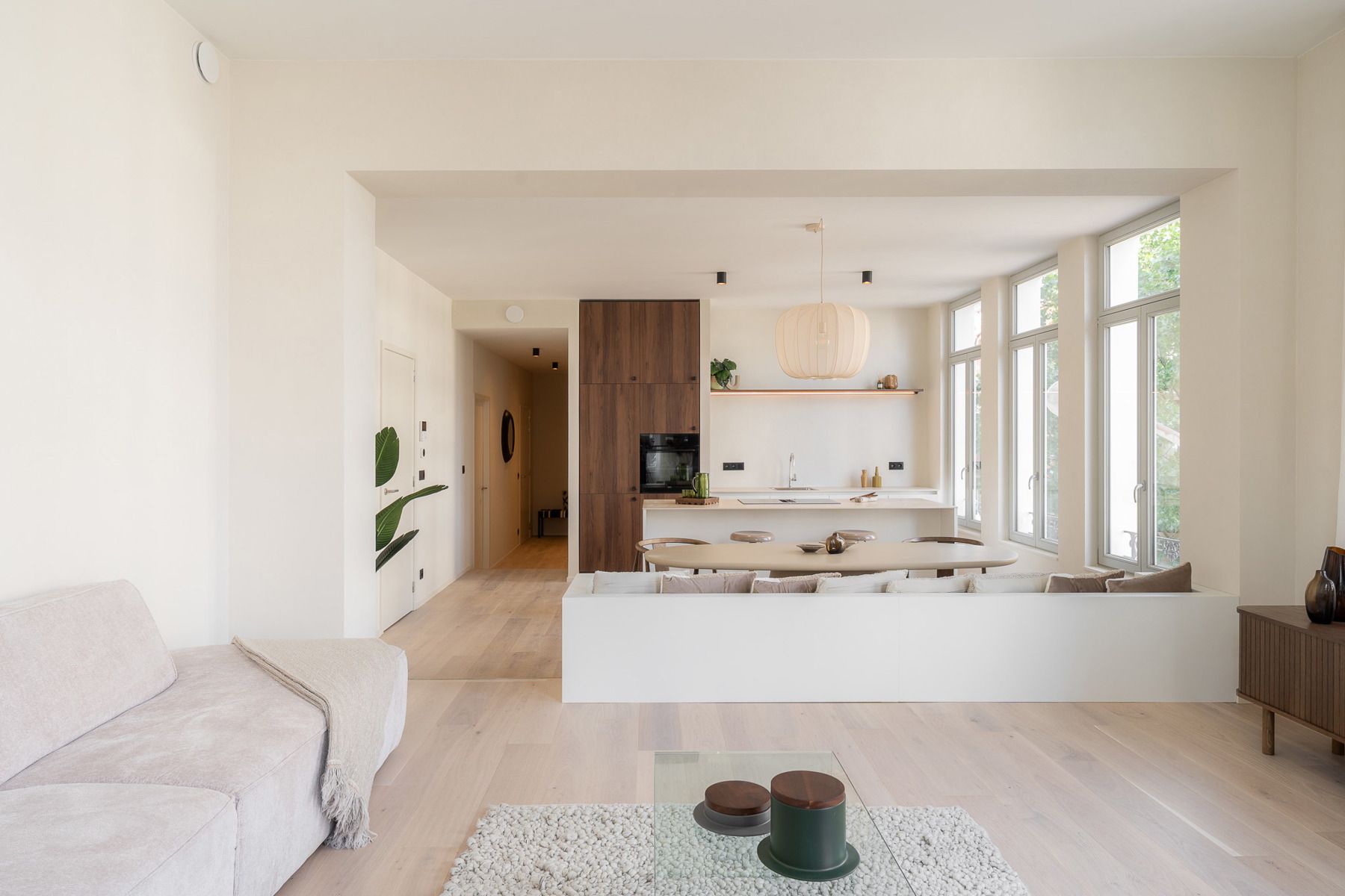 Luxe appartement in de hippe Sint-Andries wijk foto 15