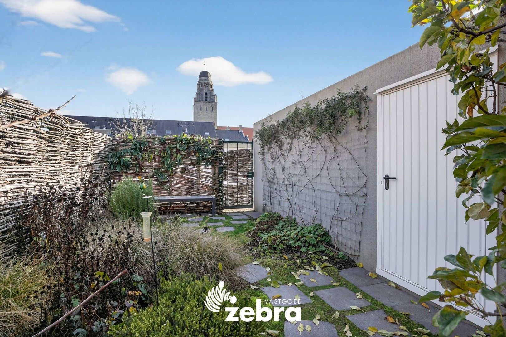 Instapklare woning met 4 SLK, 2 BADK en GARAGE! foto 27