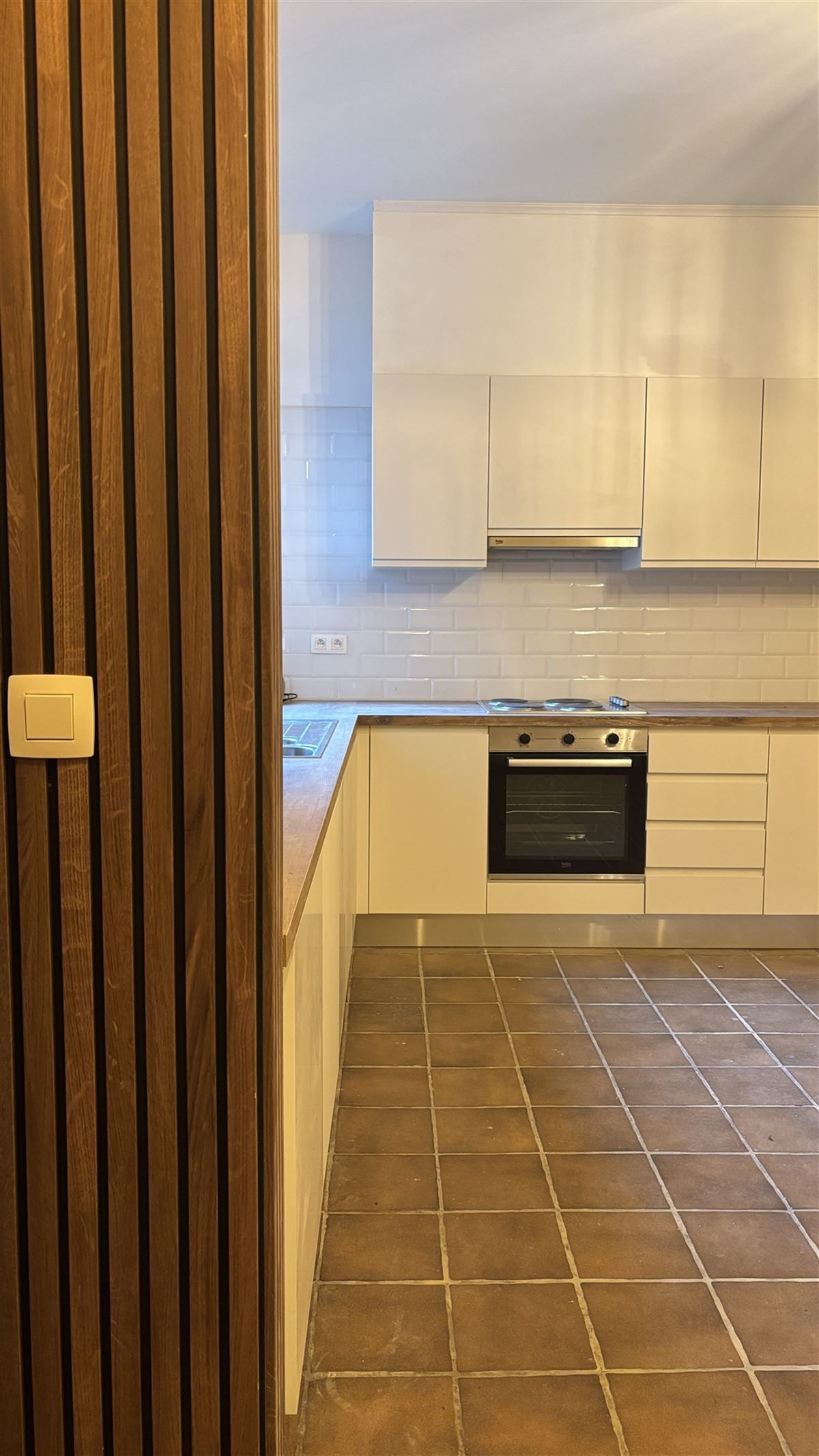 Zéér ruim gelijklvloers/duplexappartement foto 7