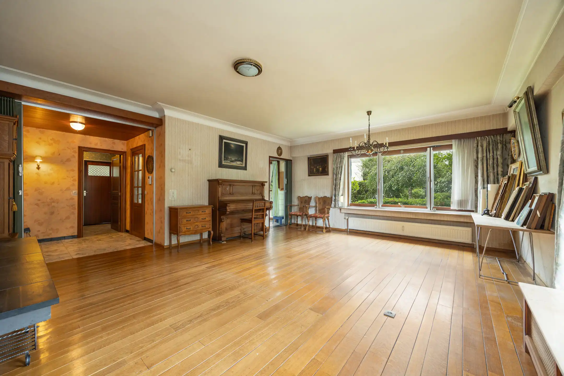 Gelijkvloers appartement met drie slaapkamers en terras foto 6