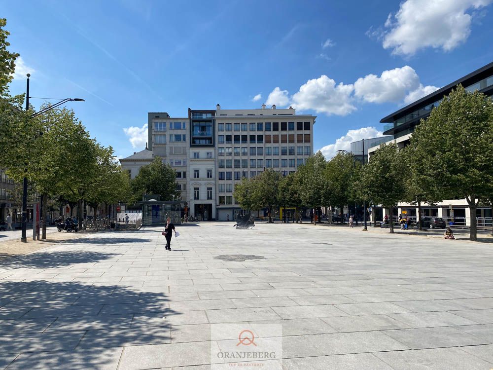 160m² netto casco handelsruimte of kantoren te huur aan de Kiosk op de Kouter foto 23