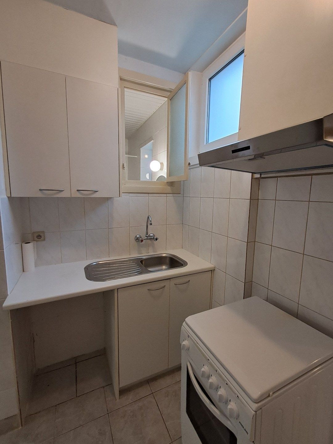Idyllisch gelegen éénslaapkamer appartement  te Brugge. foto 4