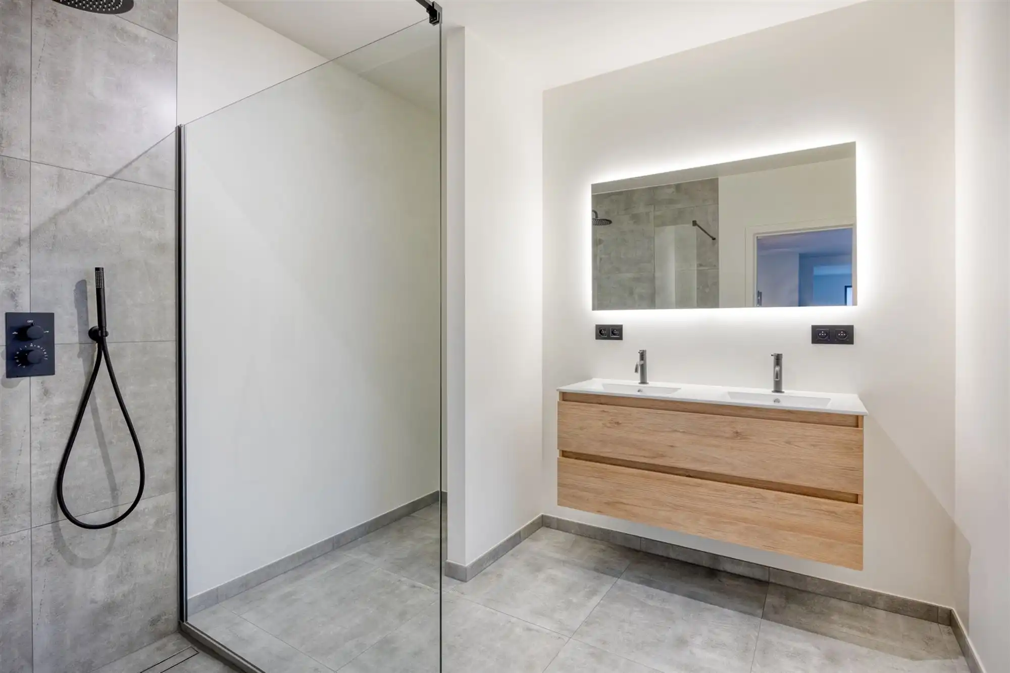 Modern afgewerkte en energie-efficiënte woning te huur foto 13