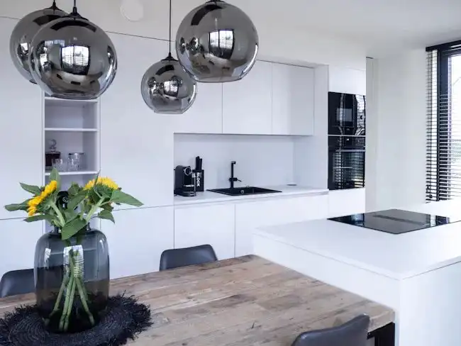 Nieuwbouwwoning volledig afgewerkt met 3 slaapkamers en 2 badkamers te Lommel. foto 4