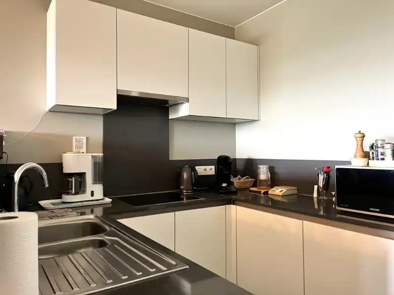 Appartement aan het water met zicht op de vaart inclusief garage foto 8