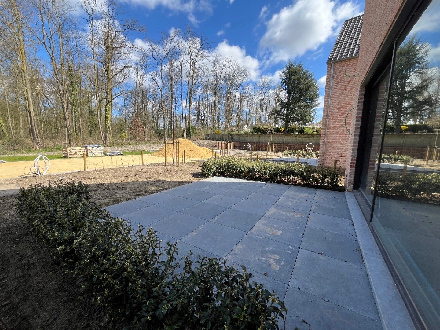 Landelijke nieuwbouwwoning in hartje Dikkelvenne foto 23
