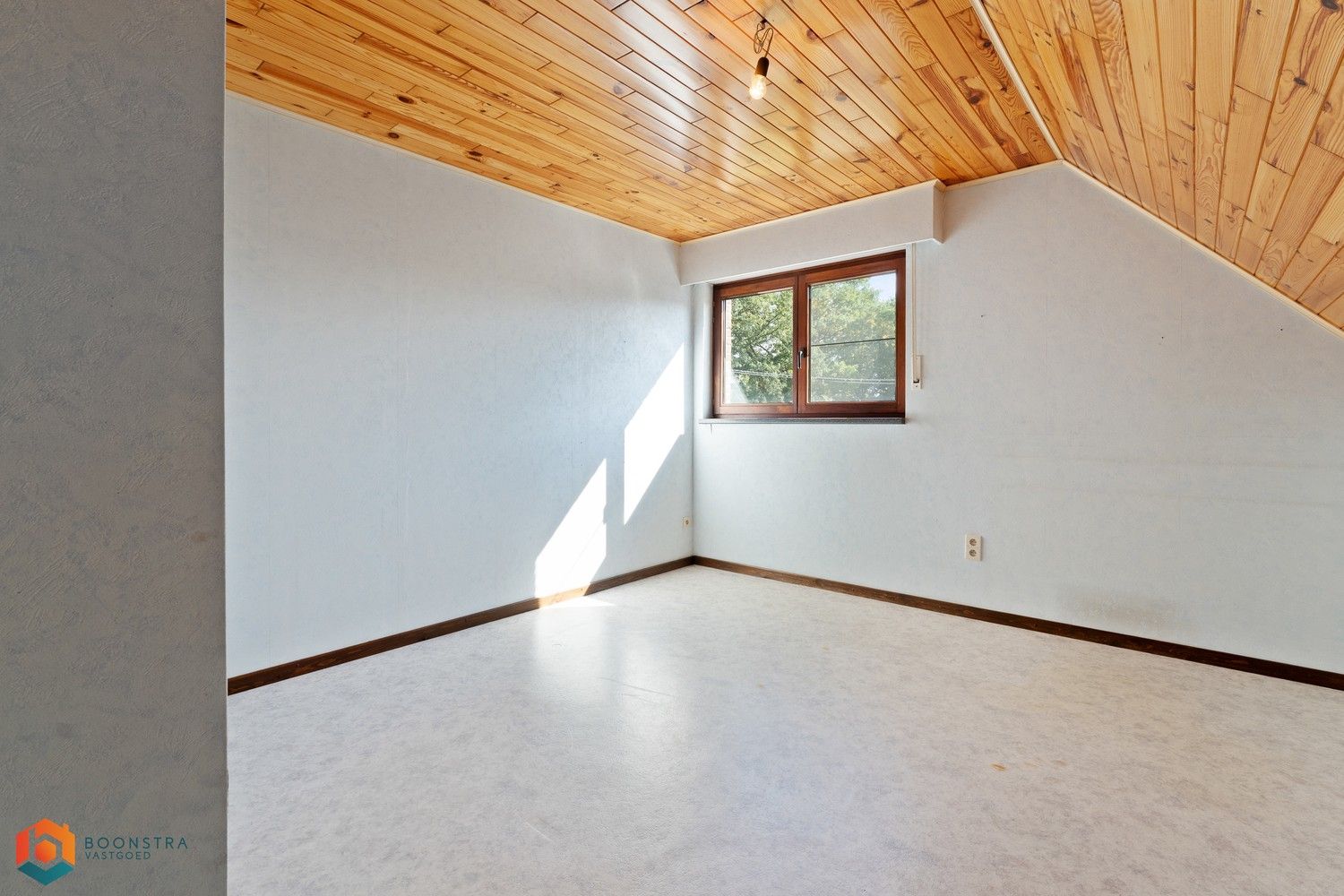 Woning met 4 slpkrs op een perceel van 13.598 m² te Sint-Katelijne-Waver foto 13