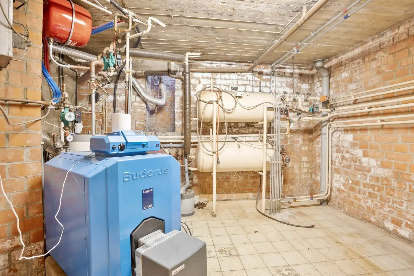 Ruime woning in een doodlopende straat met 4 slaapkamers, 2 badkamers op een prachtig perceel vlak bij het Meerdaalwoud  foto 29