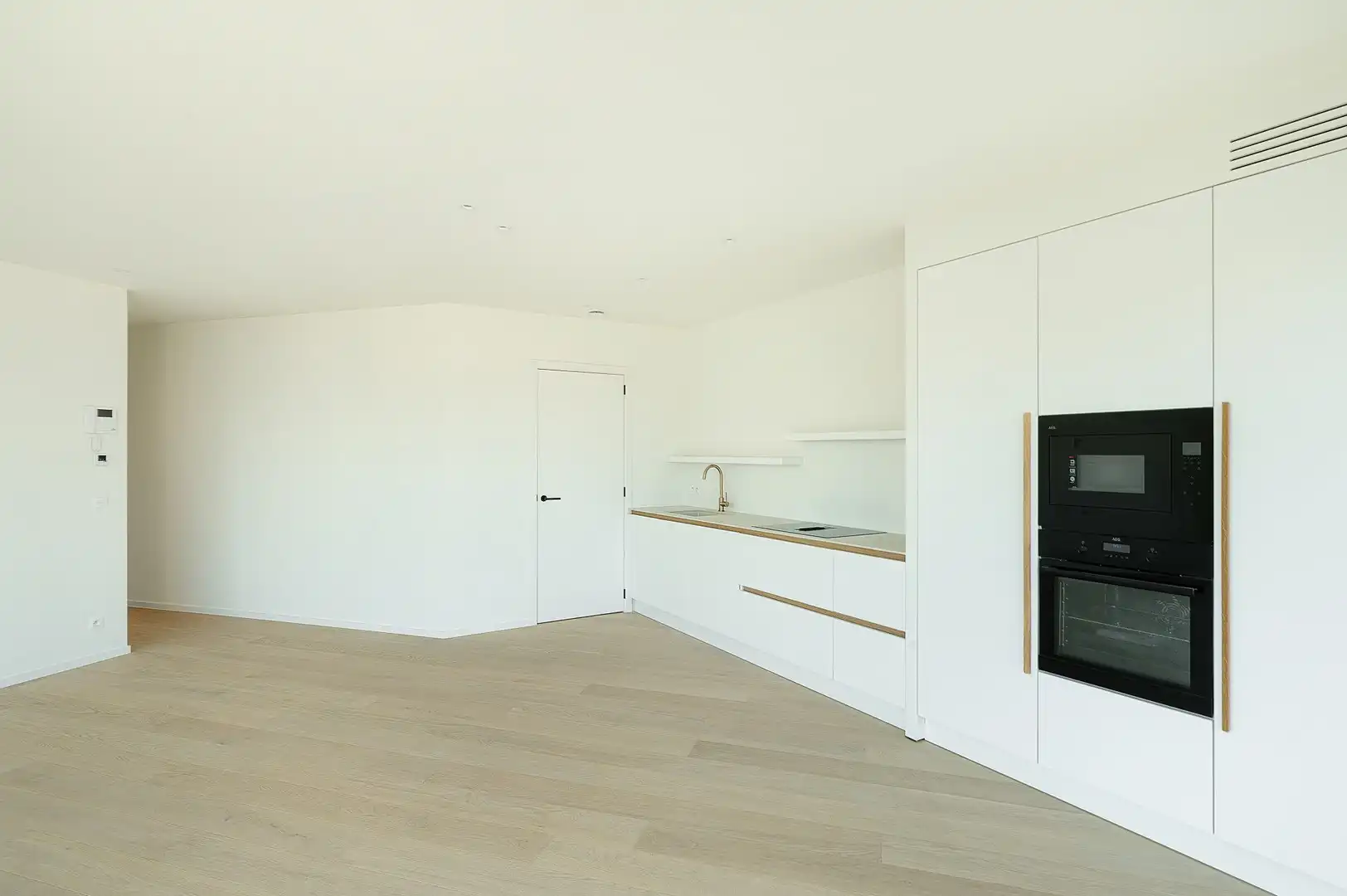 Prachtig nieuwbouwappartement op een centrale ligging in Knokke. foto 11