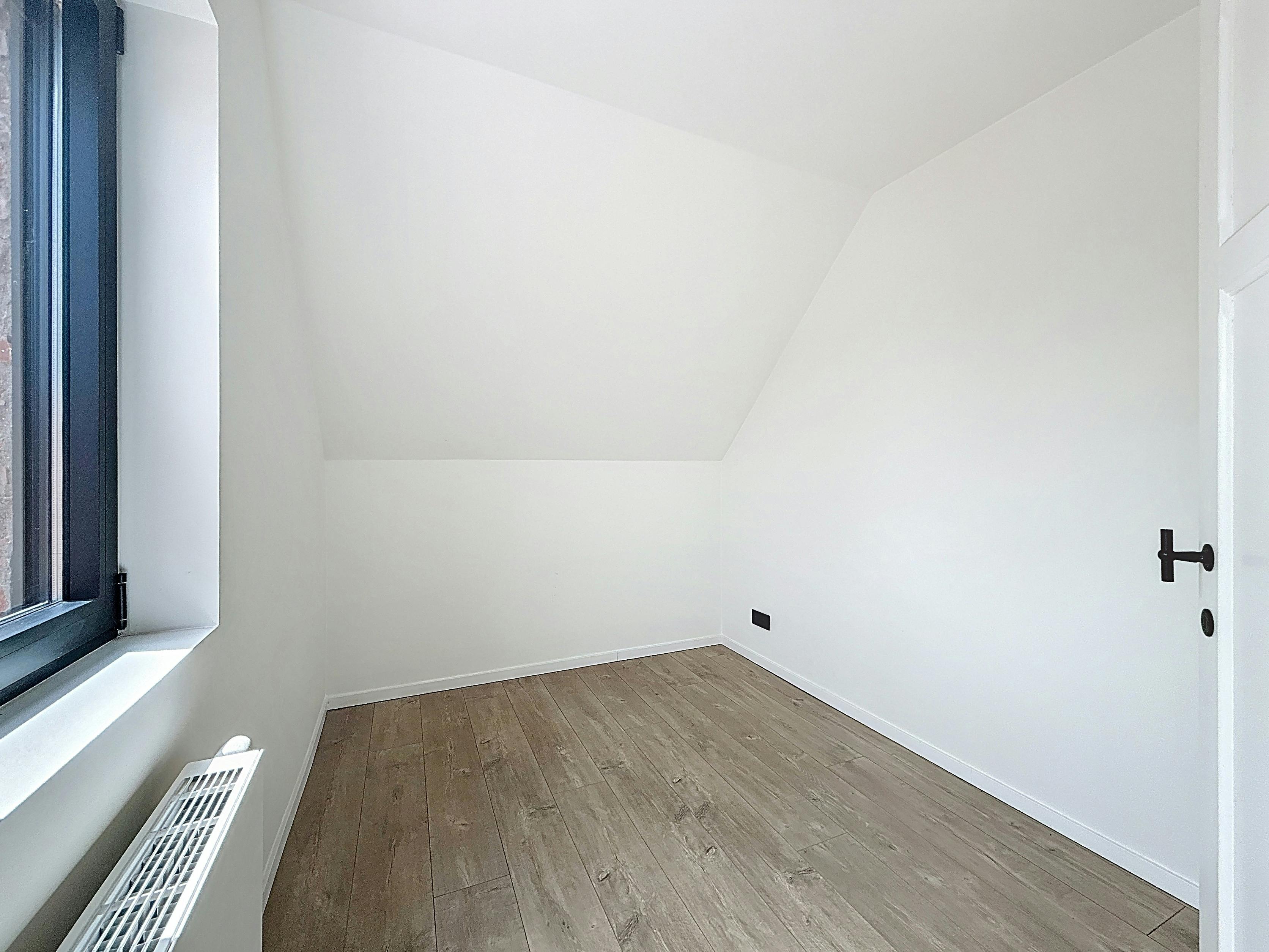 Leuke alleenstaande woning te huur in Beveren-Leie! foto 7