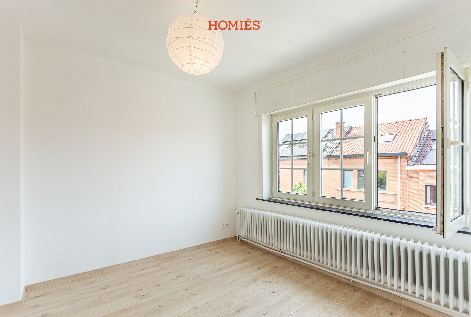 Charmant gerenoveerd rijhuis met 2 ruime slaapkamers en tuin foto 8