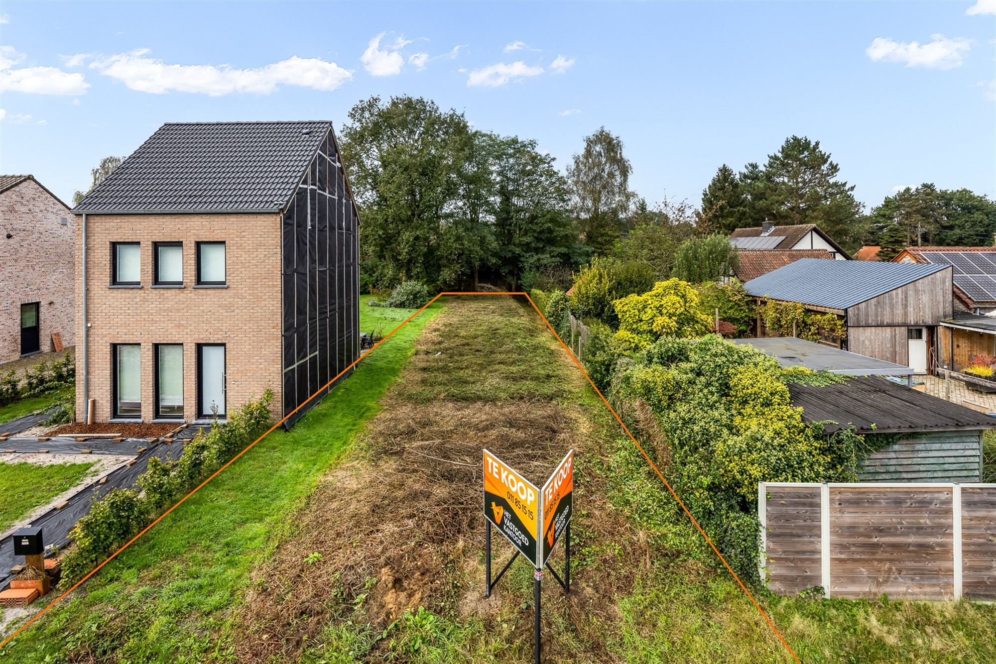 RUIME HOB BOUWGROND OP RUSTIGE DOCH CENTRALE LIGGING foto 1