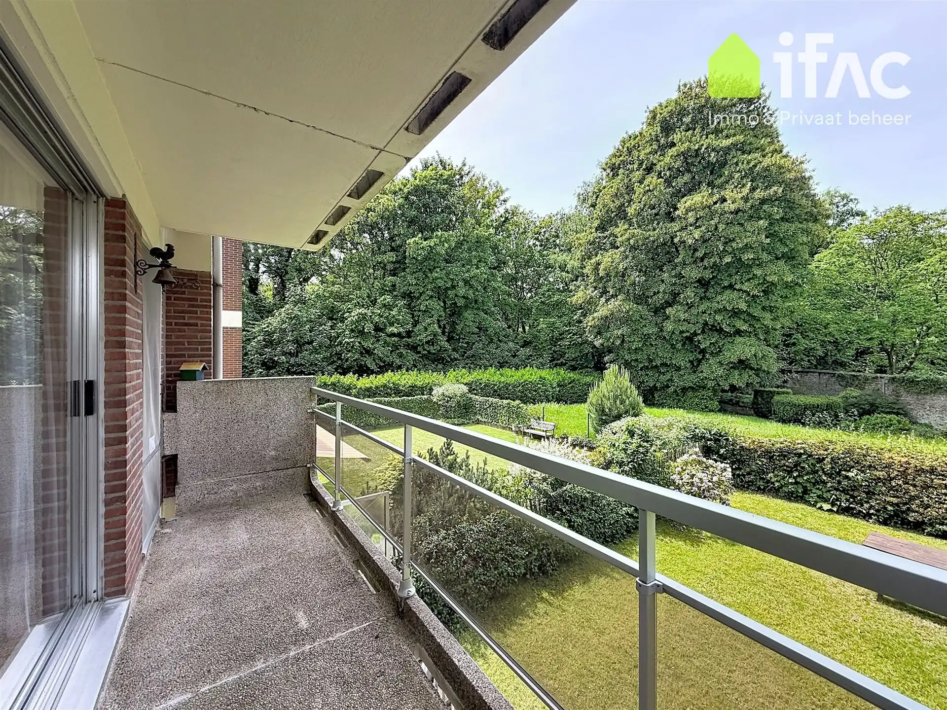 Rustig gelegen appartement met terras foto 5