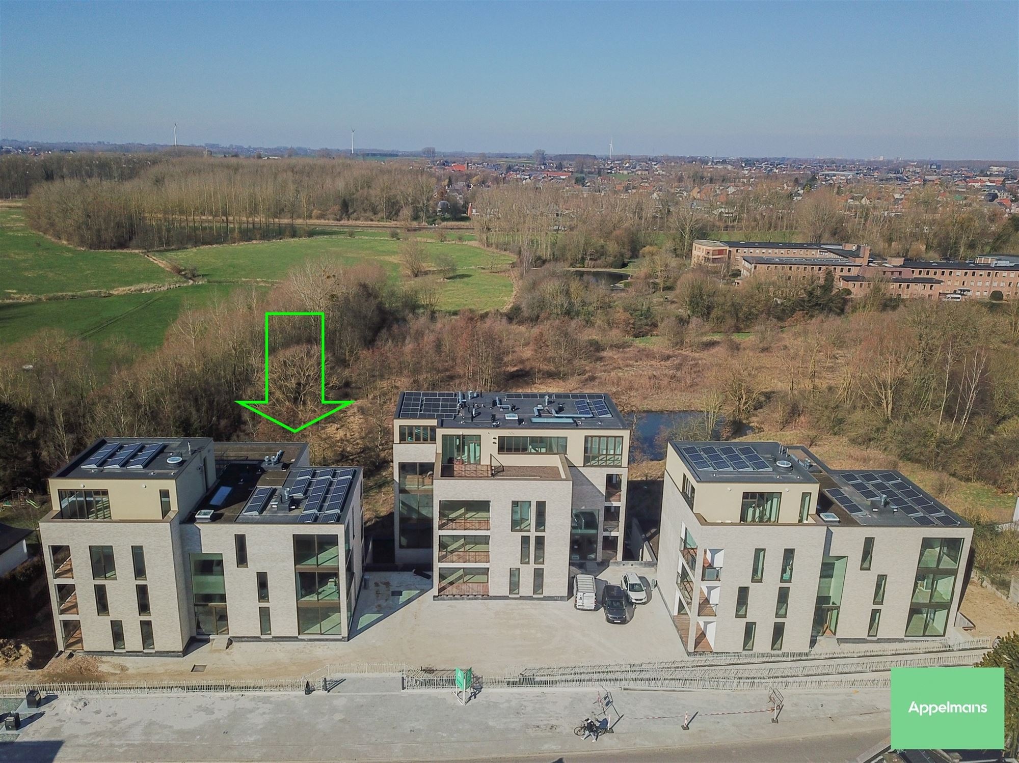 Nieuwbouw appartement in de natuur, vlak bij Liedekerke foto {{pictureIndex}}