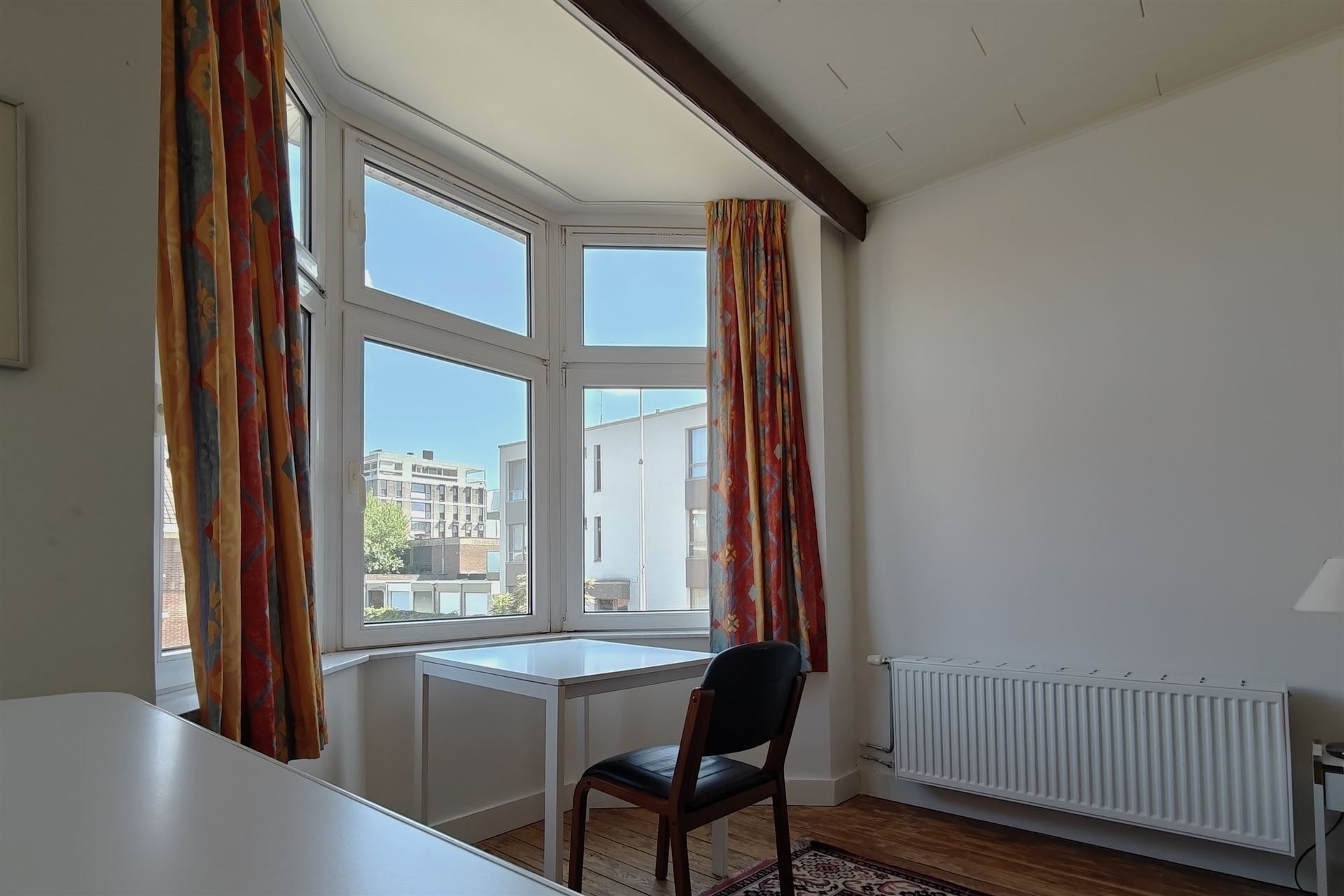 Gerenoveerd gebouw met 5 slpk. en stadstuin in het centrum van Lanaken foto 18