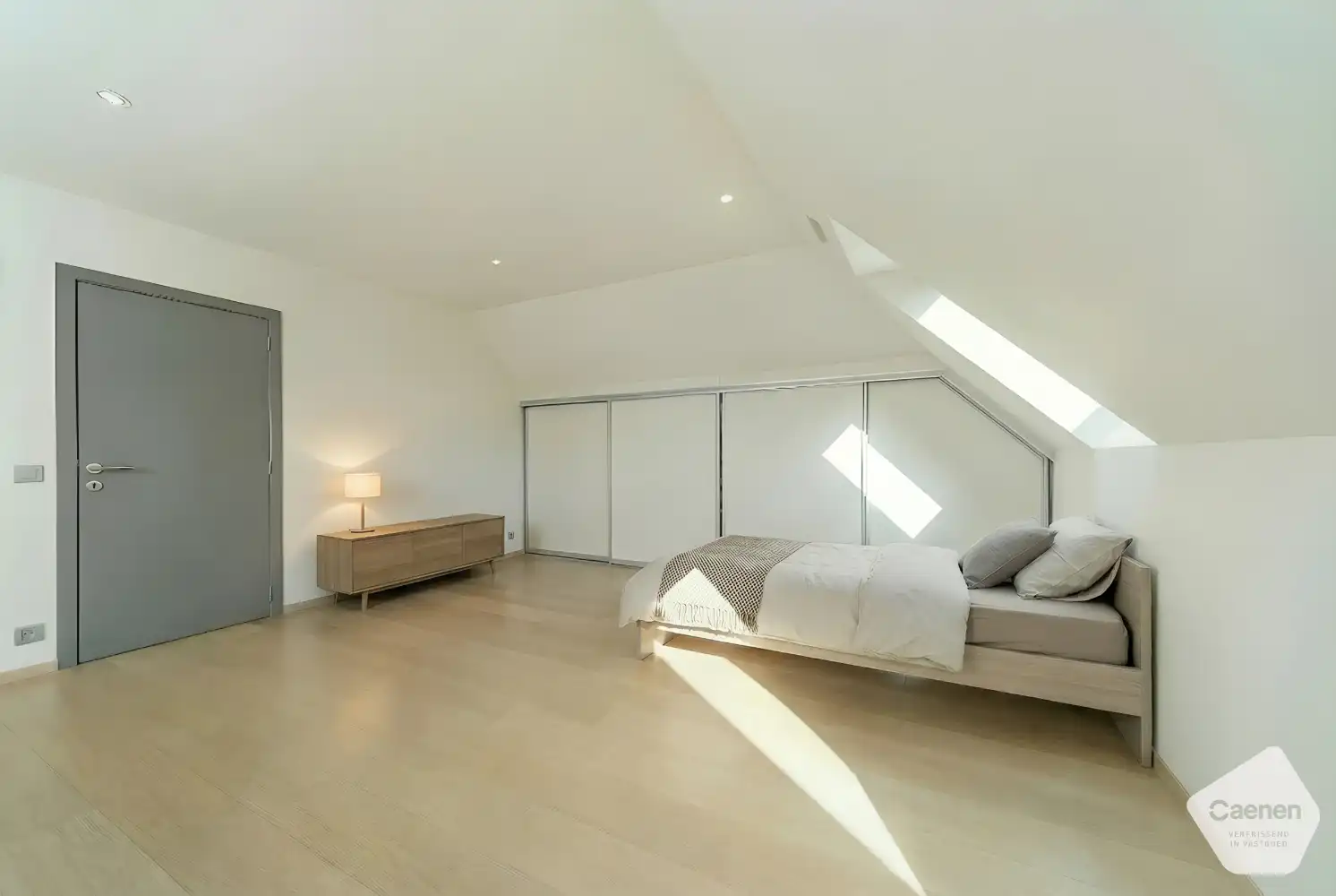 Moderne, energiezuinige villa met hoogwaardige afwerking op een mooi perceel in Sint-Idesbald foto 16