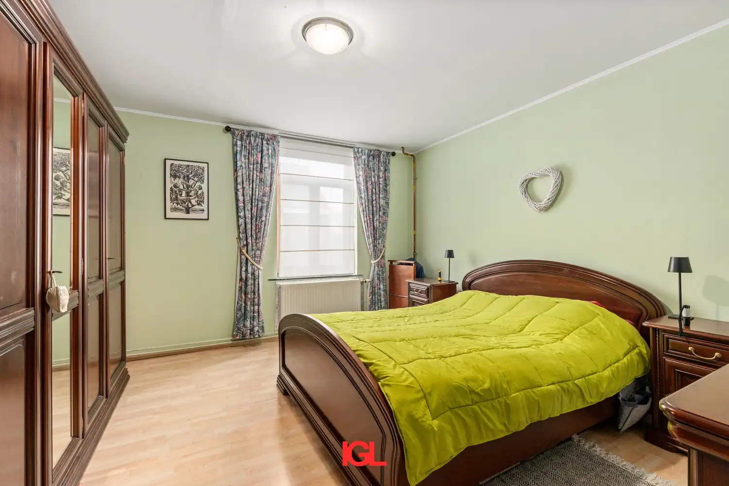 Charmante en instapklare 3‑gevelwoning met grote tuin in Beersel foto 15