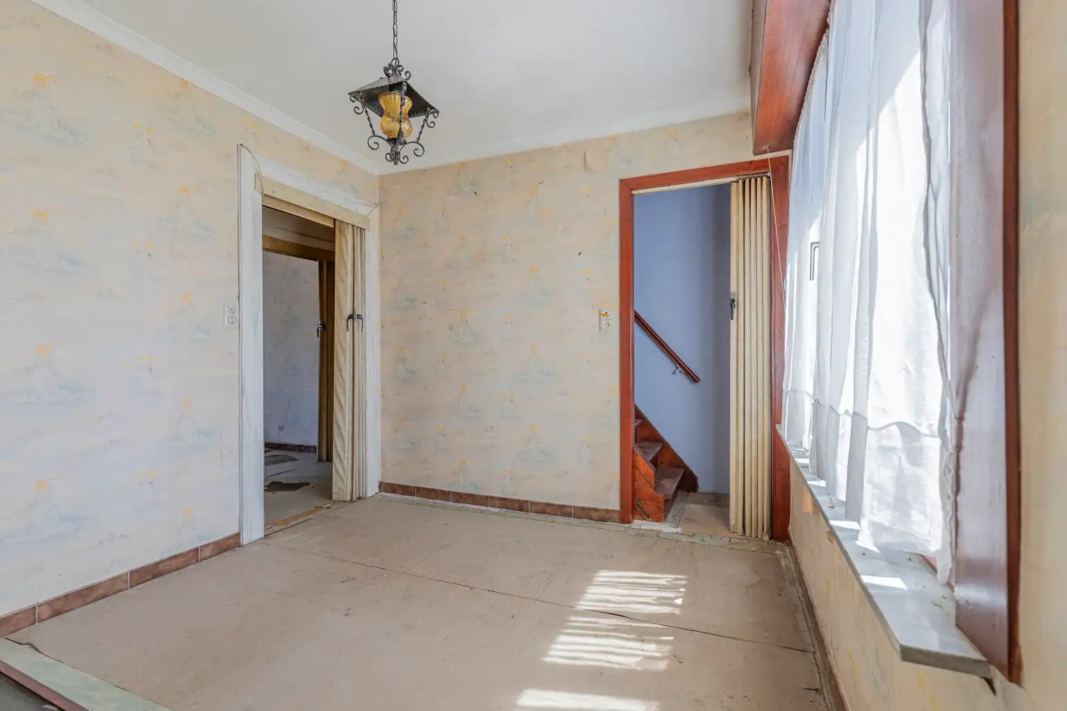Te renoveren woning in Aalst  foto 9