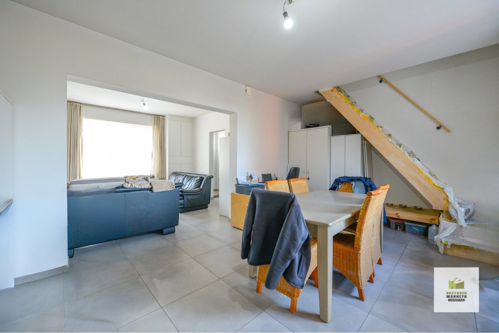 Gerenoveerde instapklare woning op 805m2 te centrum Wingene  foto 4