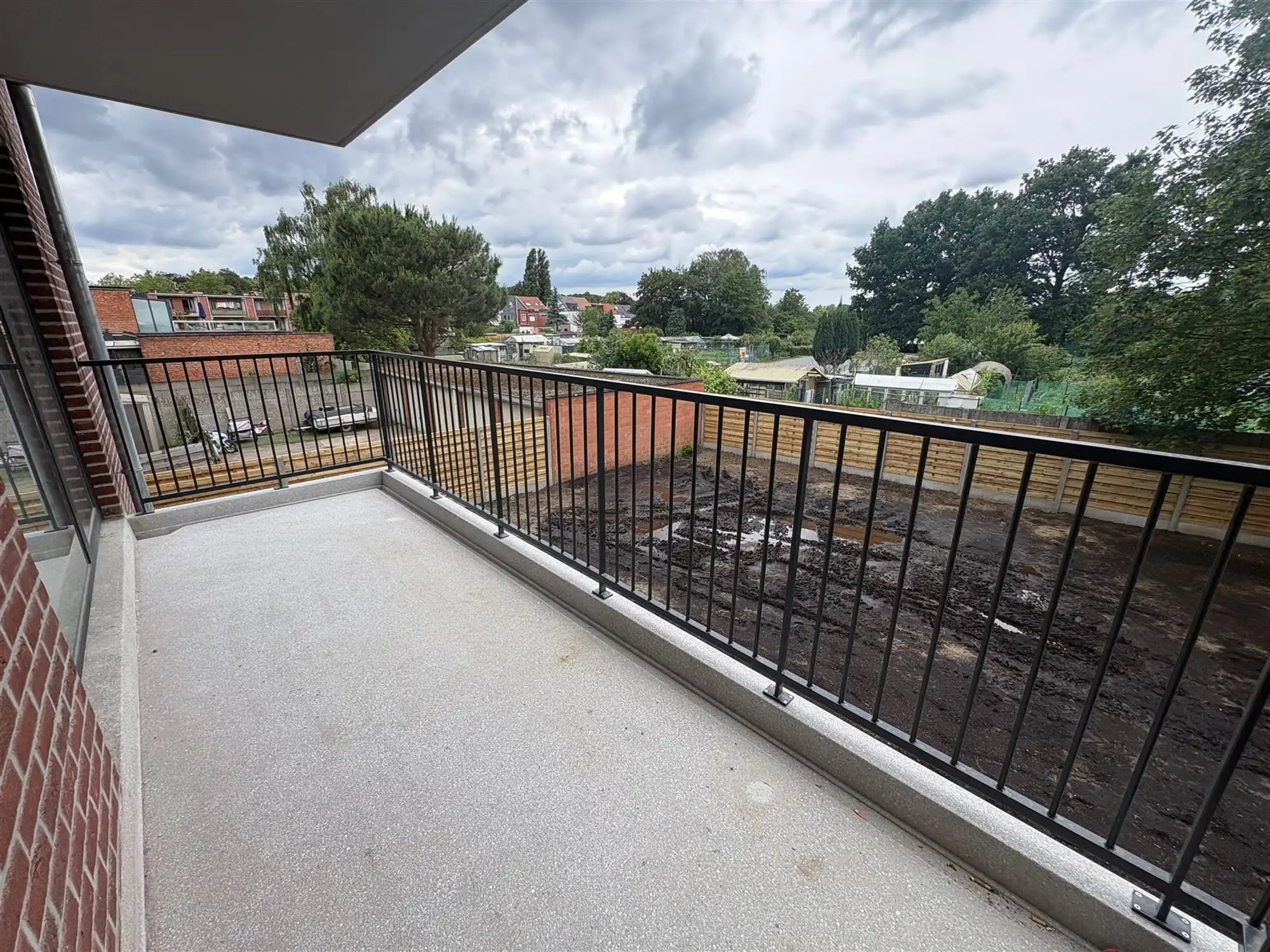 Appartement met 1 slaapkamer en zonnig terras. foto 4