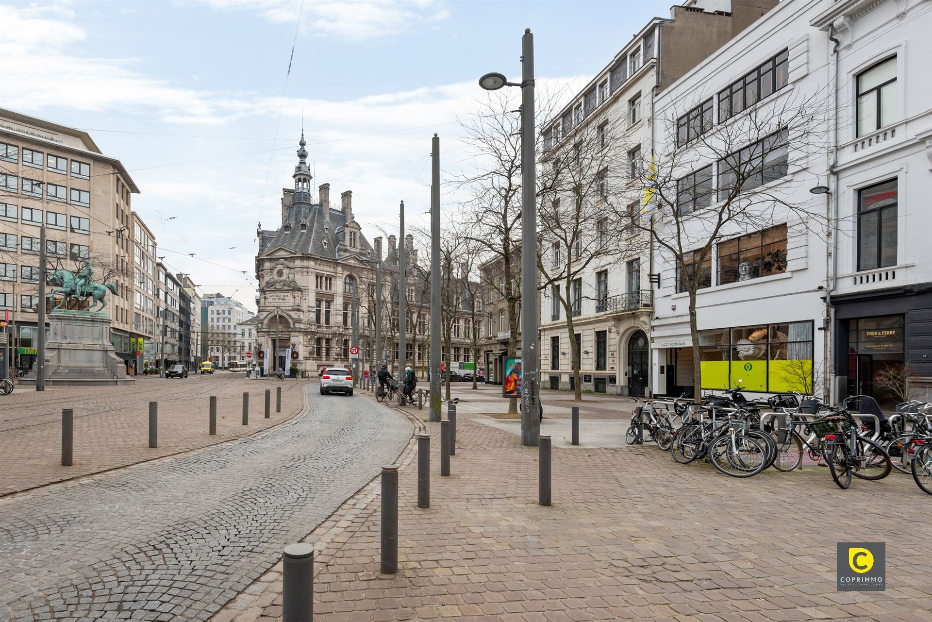 Op te frissen app in de bruisende Theaterbuurt foto 7