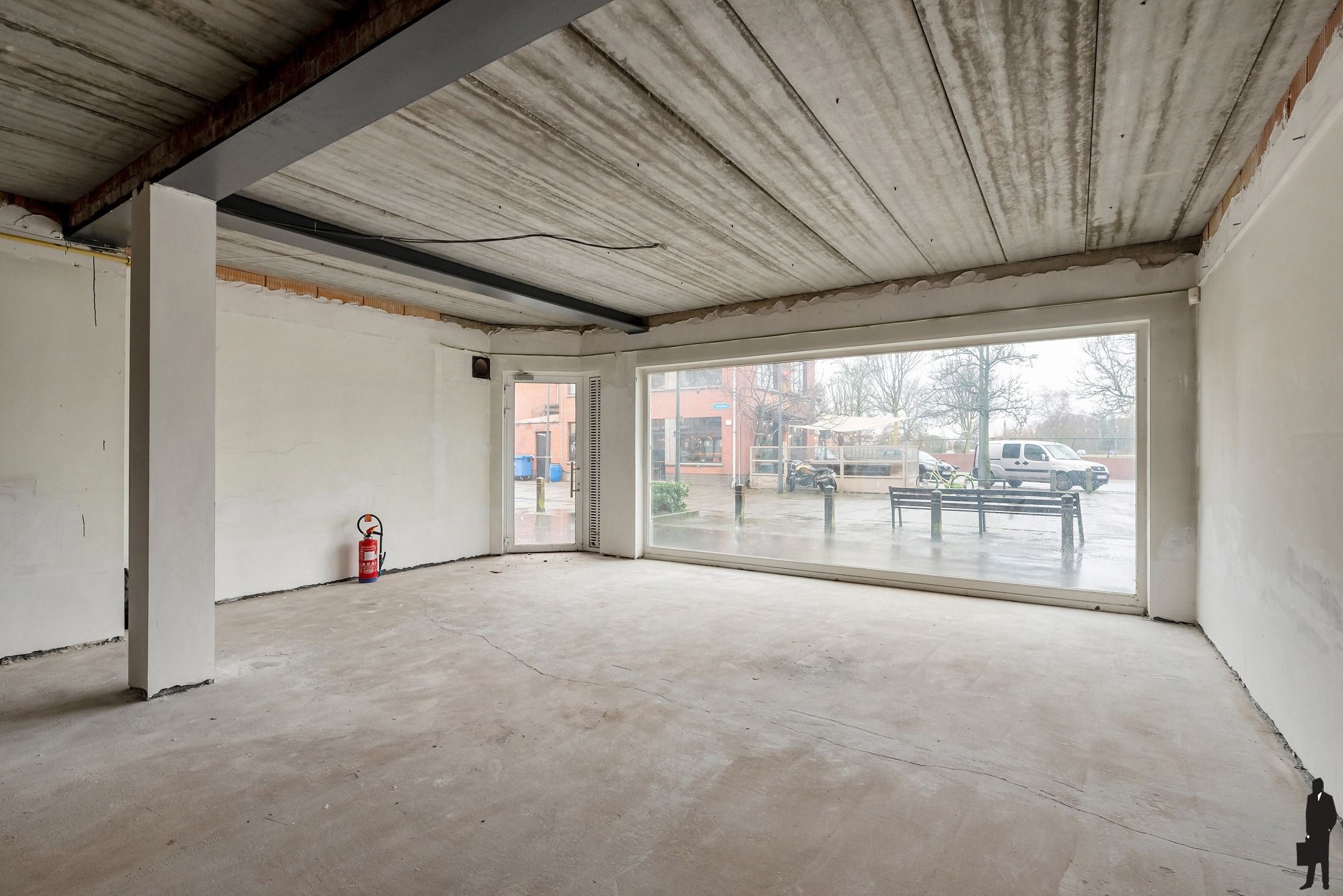 Casco handelsruimte van ca. 500m² gelegen aan de jachthaven  foto 10