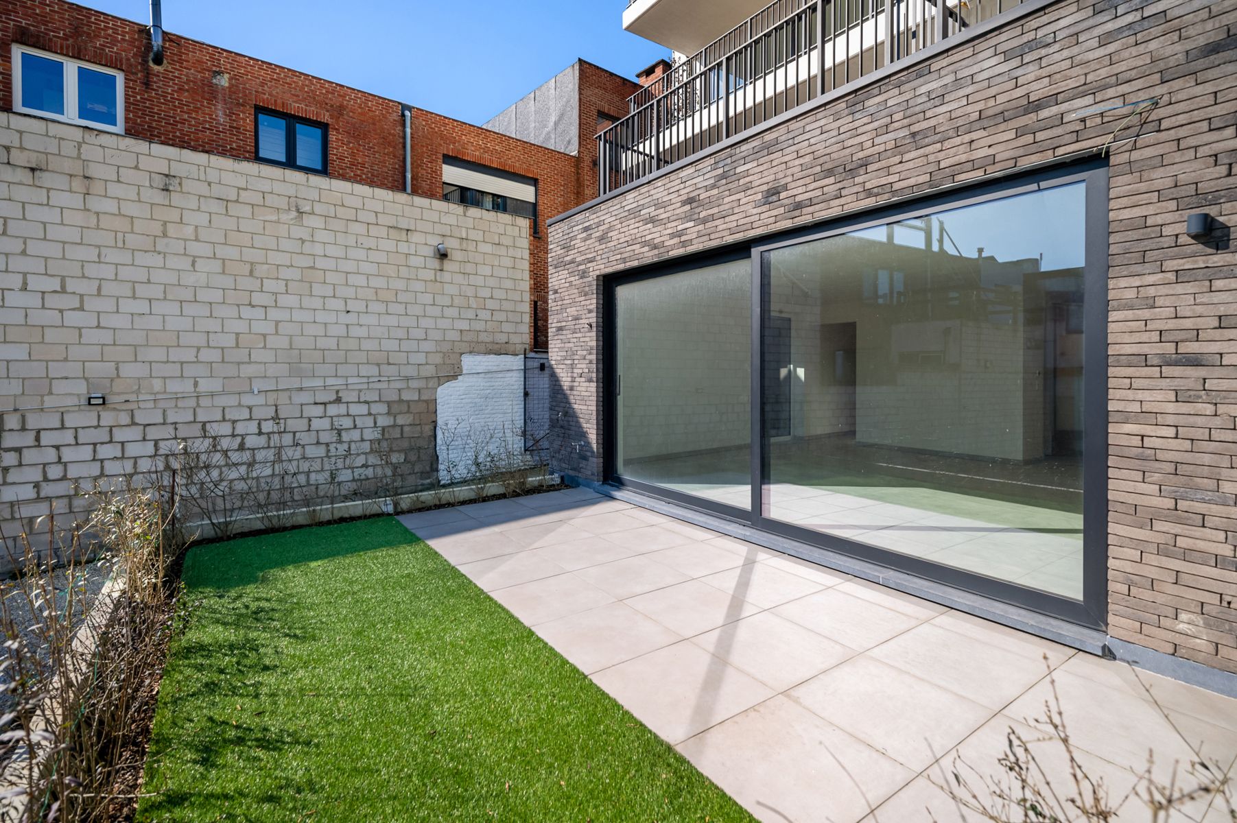 Gelijkvloers appartement met één slaapkamer foto 11